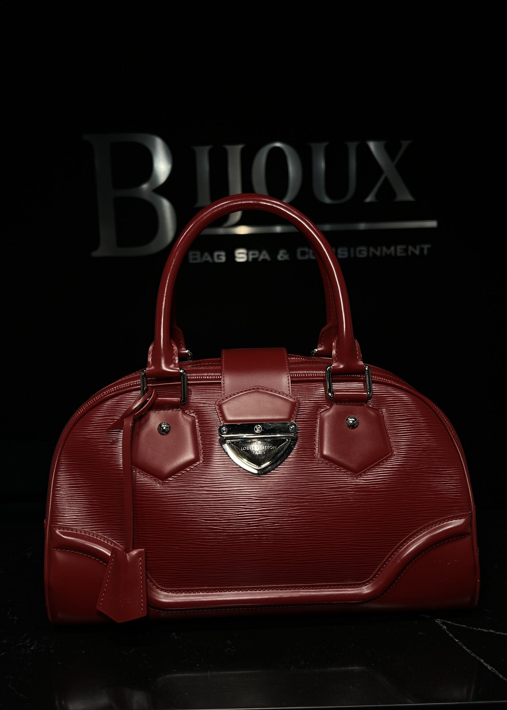 Louis Vuitton Louis Vuitton Montaigne Epi Bowler