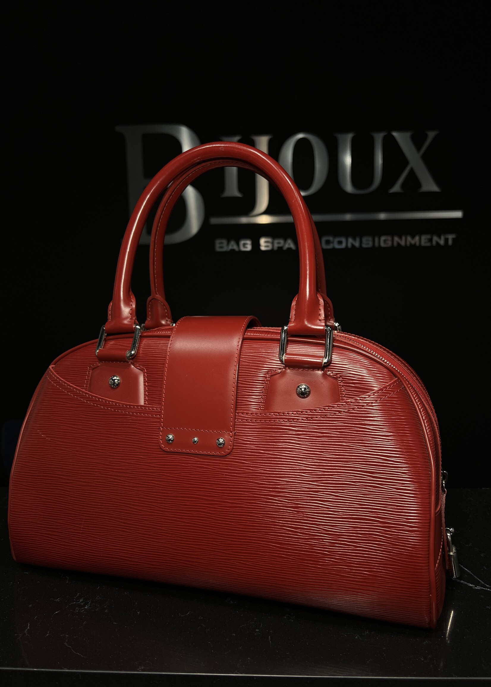 Louis Vuitton Louis Vuitton Montaigne Epi Bowler