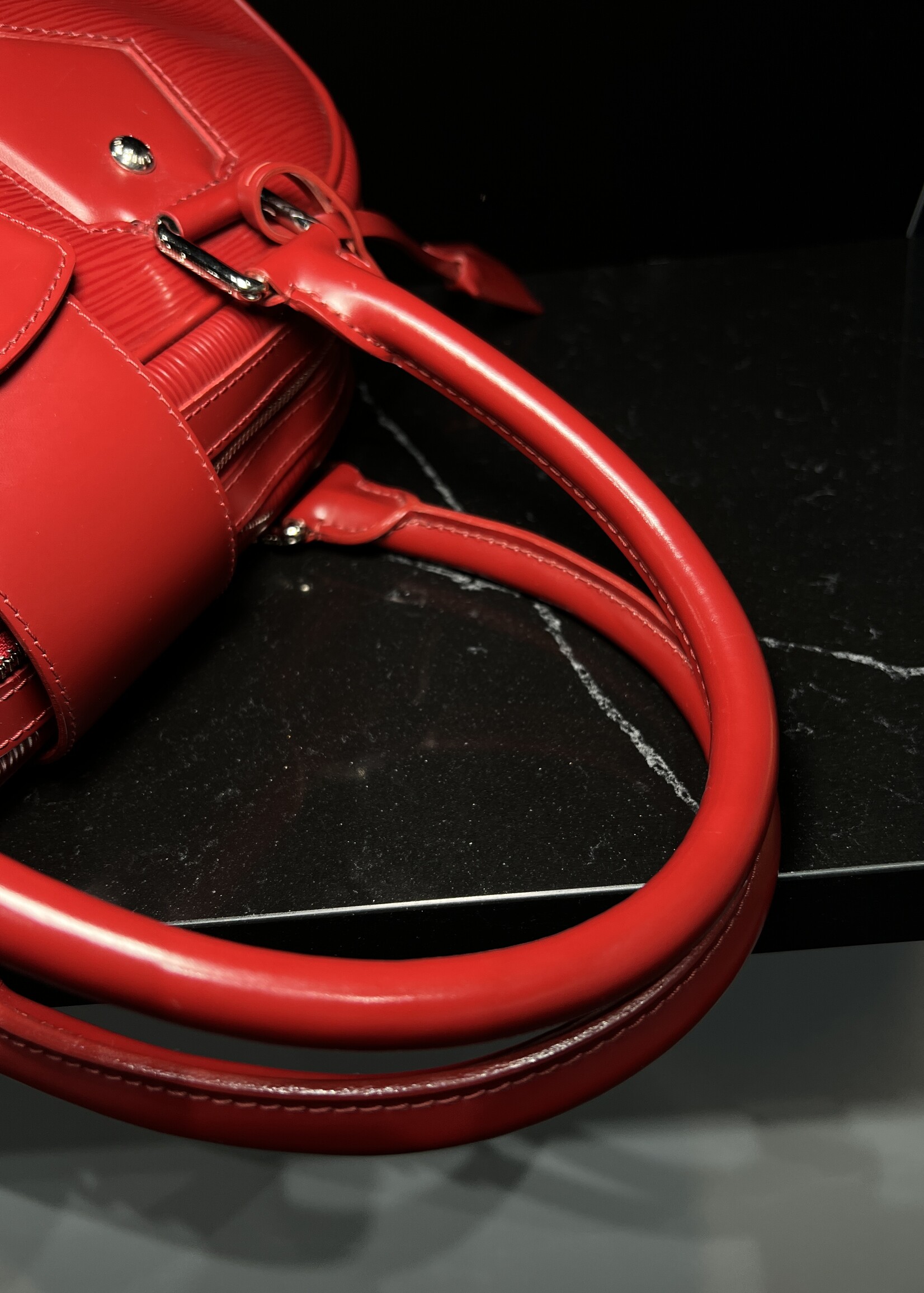 Louis Vuitton Louis Vuitton Montaigne Epi Bowler