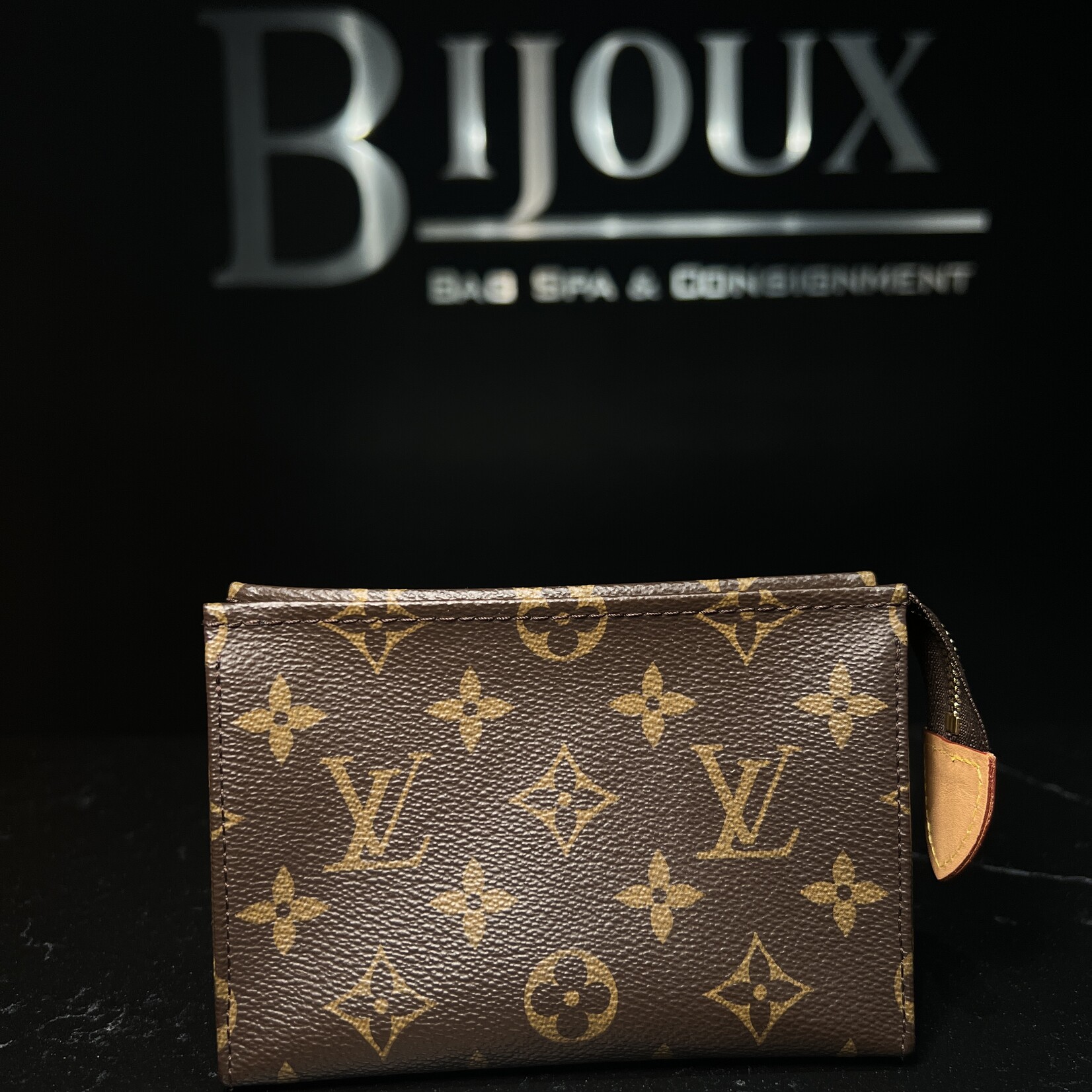 Louis Vuitton SOLD - Louis Vuitton Toiletry 15