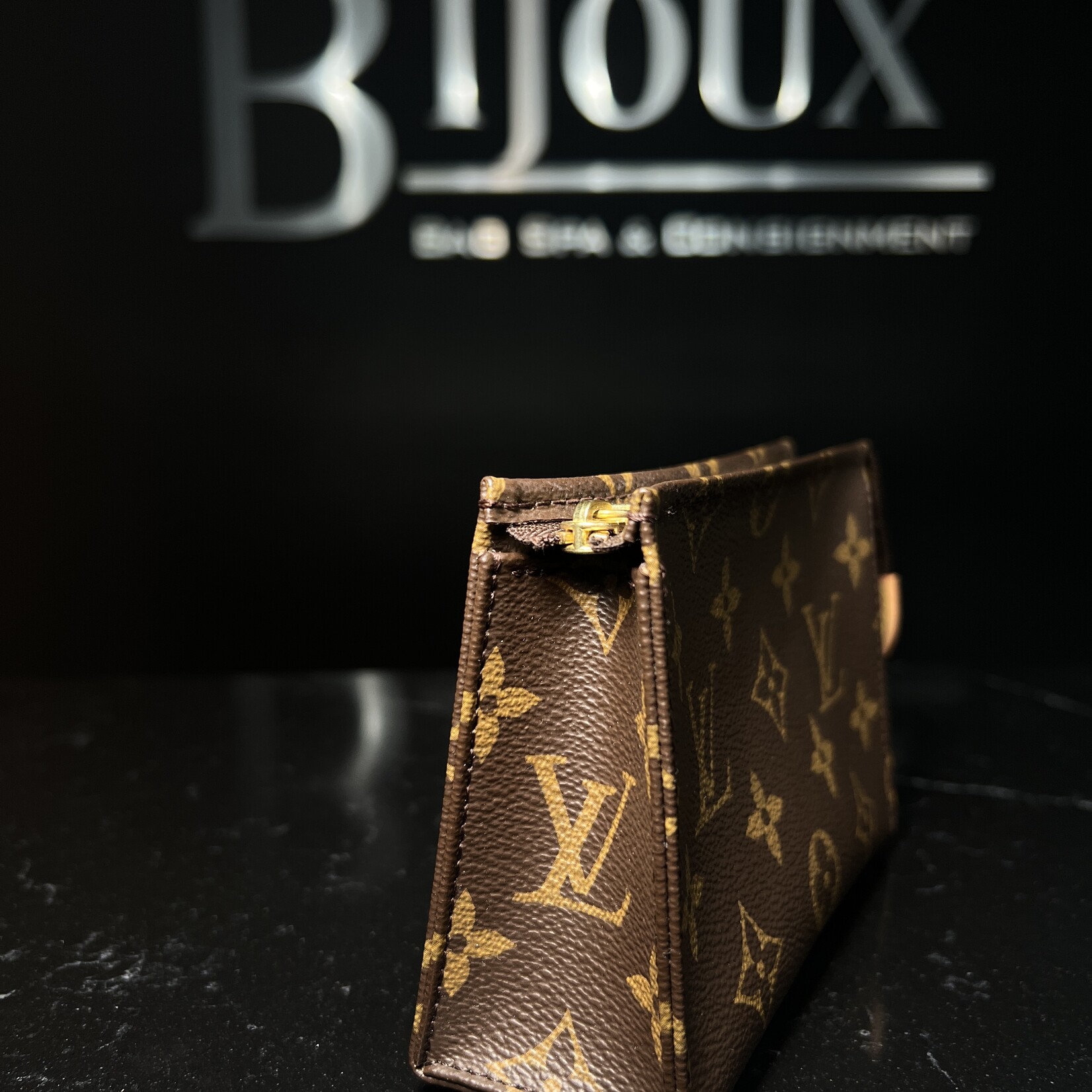 Louis Vuitton SOLD - Louis Vuitton Toiletry 15