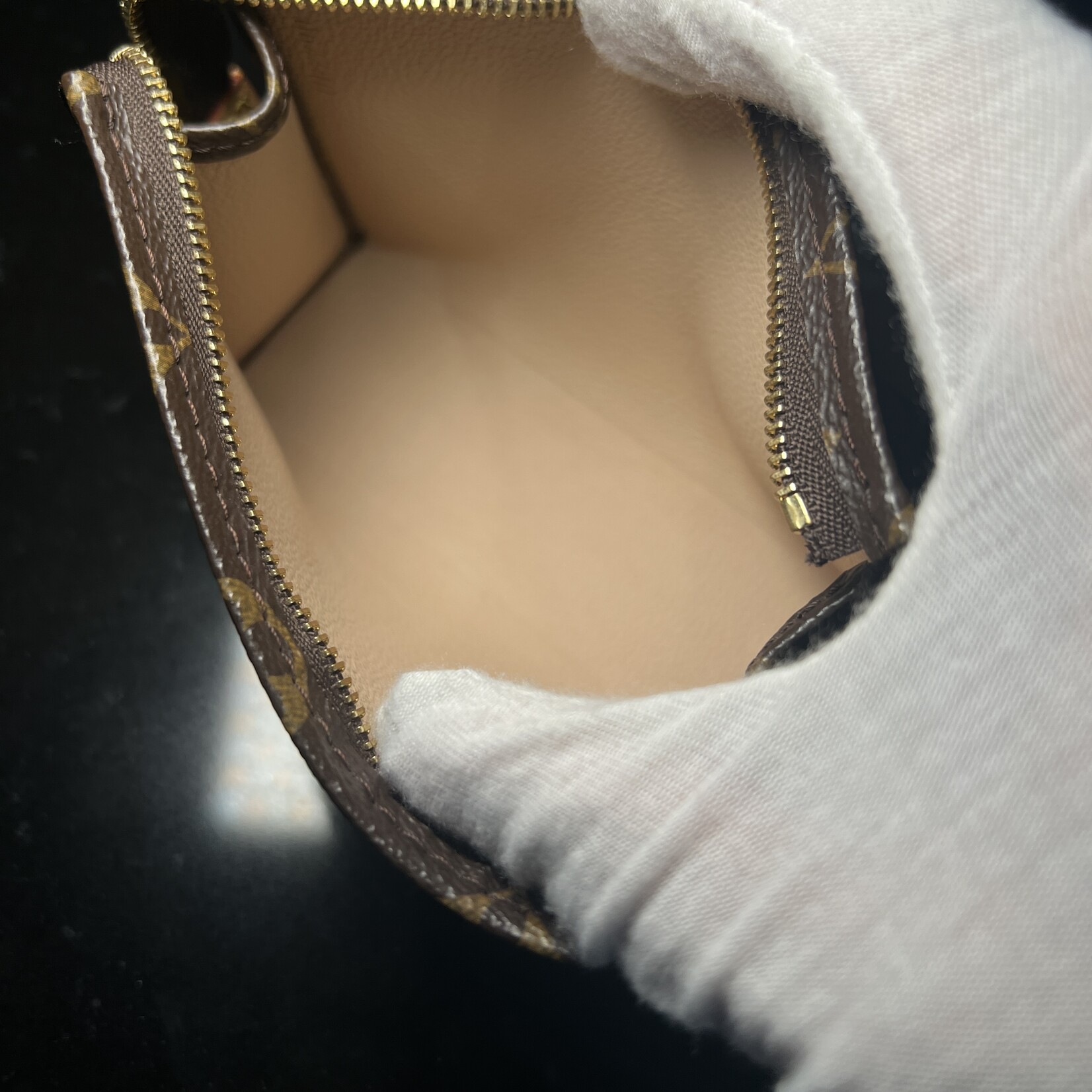 Louis Vuitton SOLD - Louis Vuitton Toiletry 15