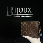 Louis Vuitton SOLD - Louis Vuitton Toiletry 19