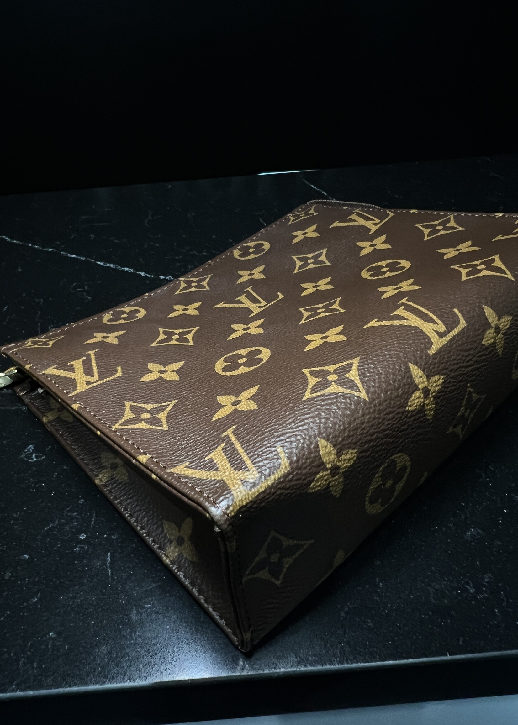 Louis Vuitton SOLD - Louis Vuitton Toiletry 19