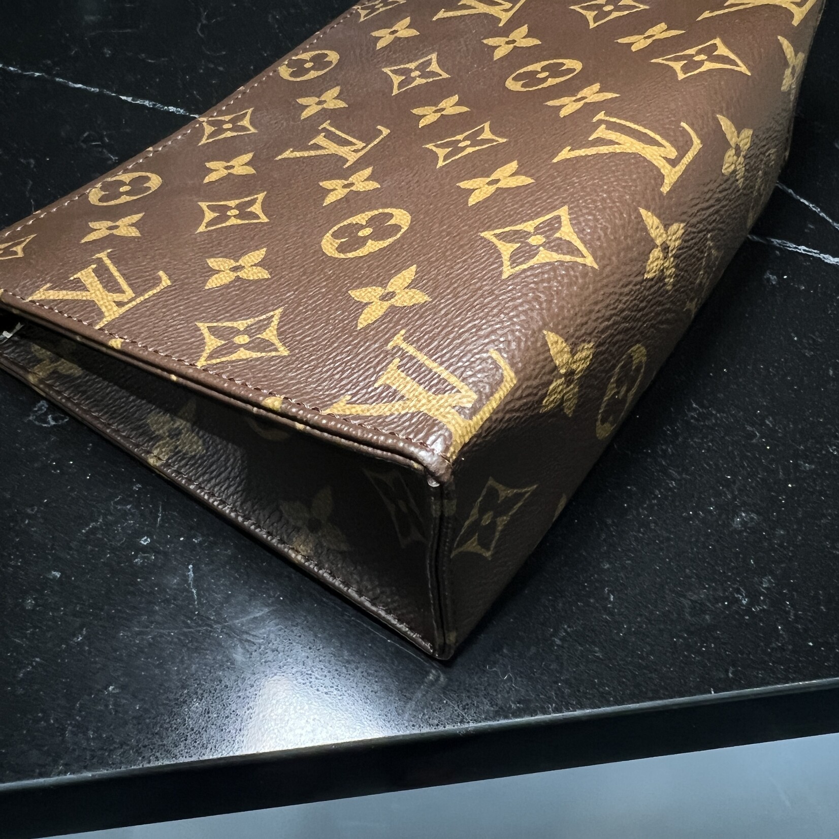 Louis Vuitton SOLD - Louis Vuitton Toiletry 19
