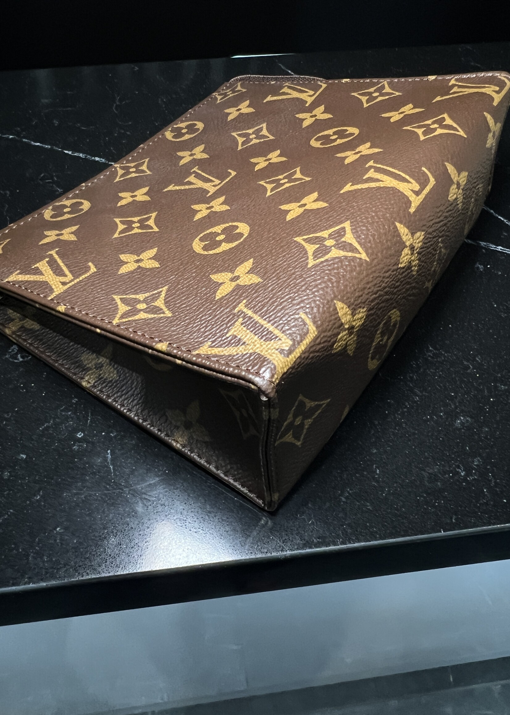 Louis Vuitton SOLD - Louis Vuitton Toiletry 19