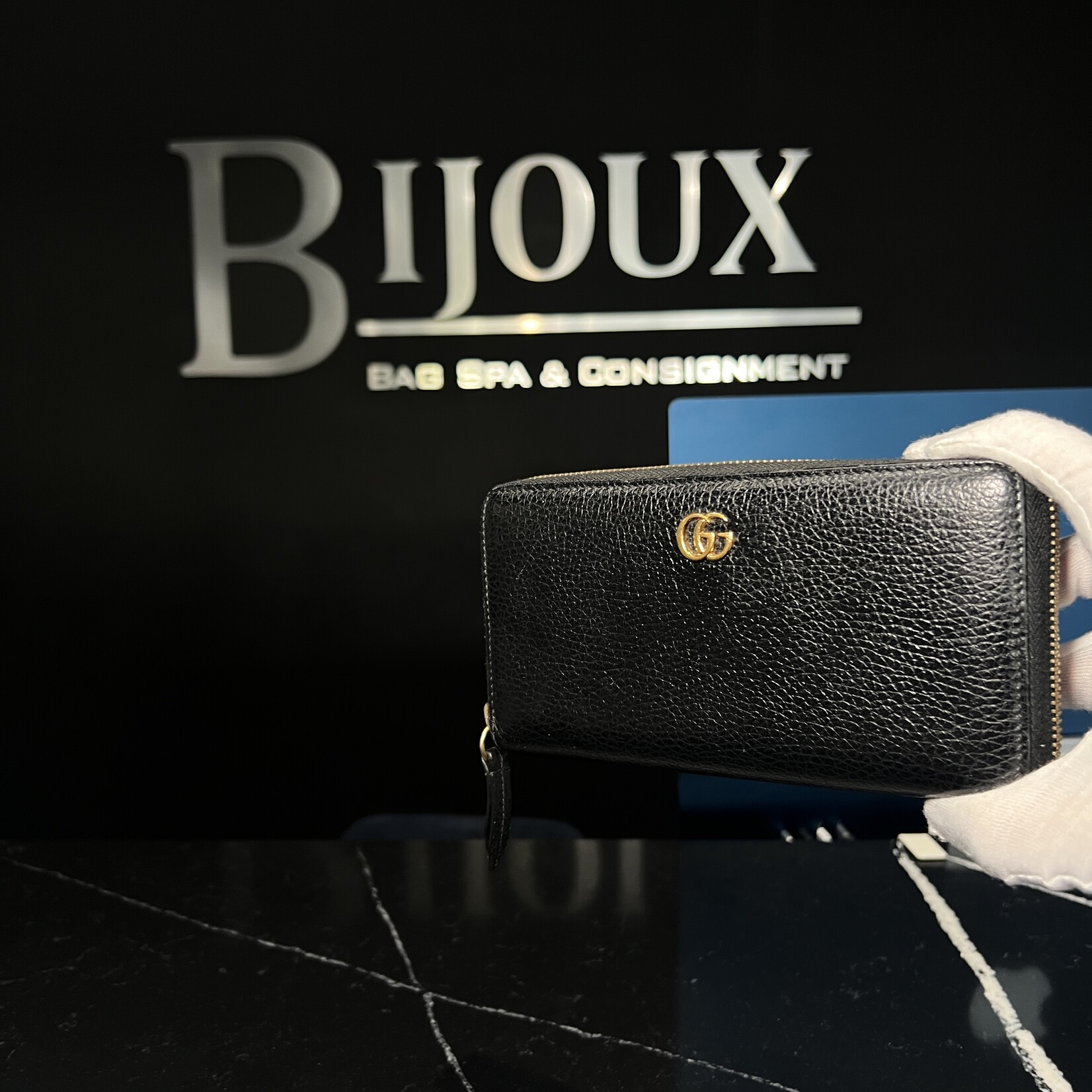 Gucci Gucci Marmont Zippy Wallet