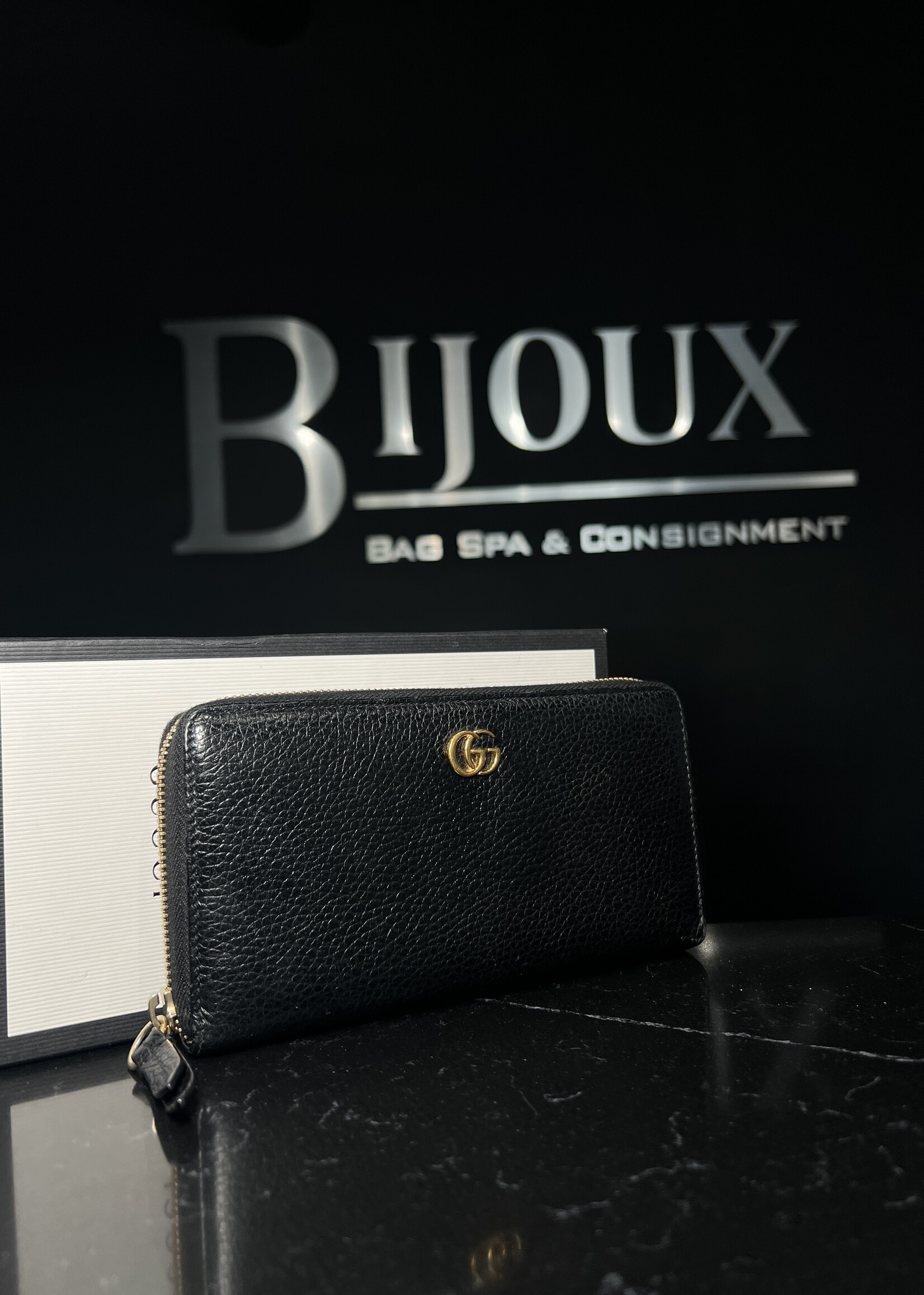 Gucci Gucci Marmont Zippy Wallet