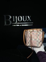 Louis Vuitton Louis Vuitton Tahitienne Nano Neo