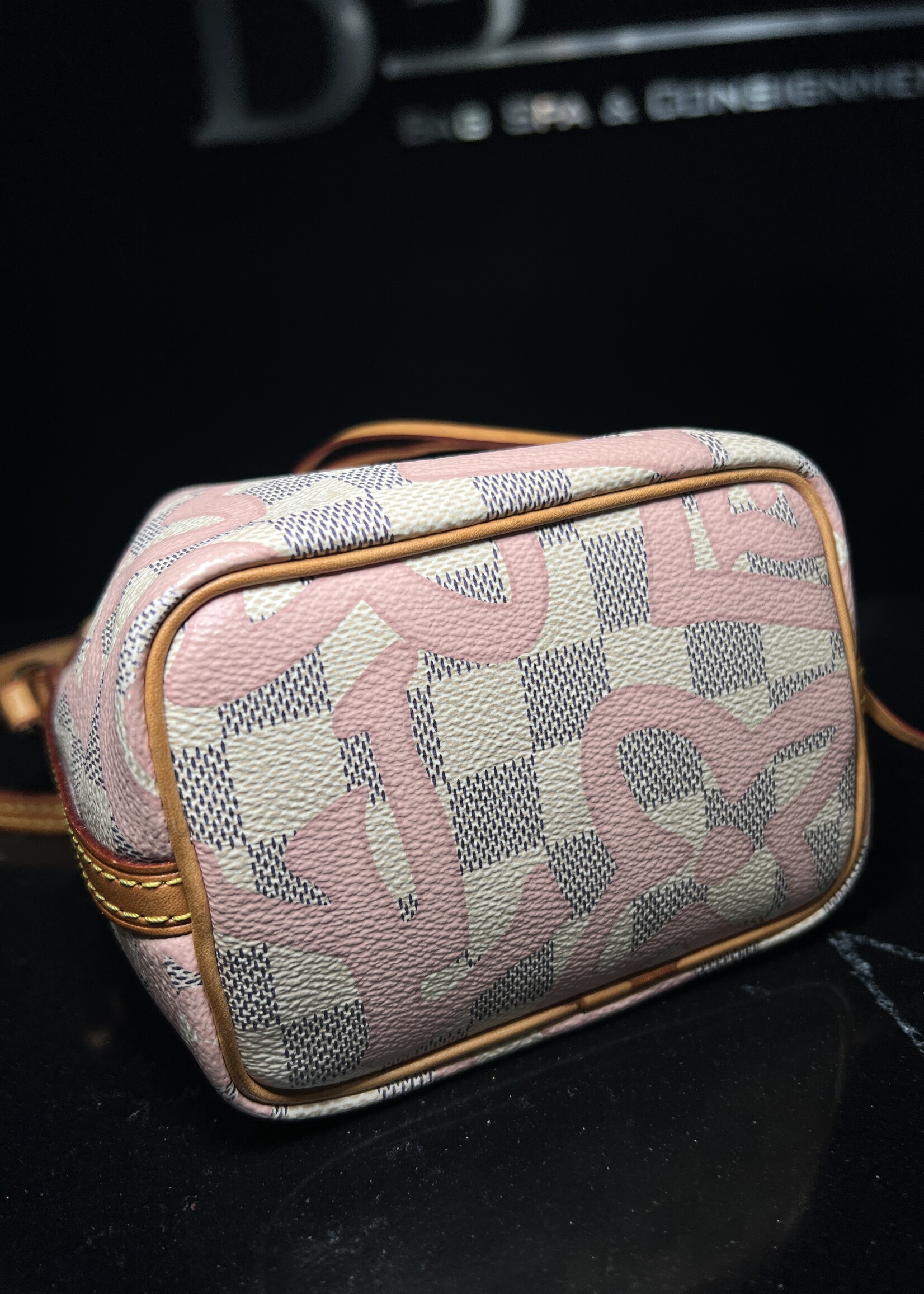 Louis Vuitton Louis Vuitton Tahitienne Nano Neo
