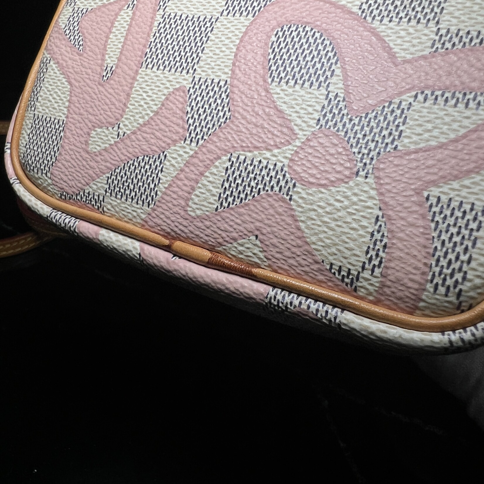 Louis Vuitton Louis Vuitton Tahitienne Nano Neo