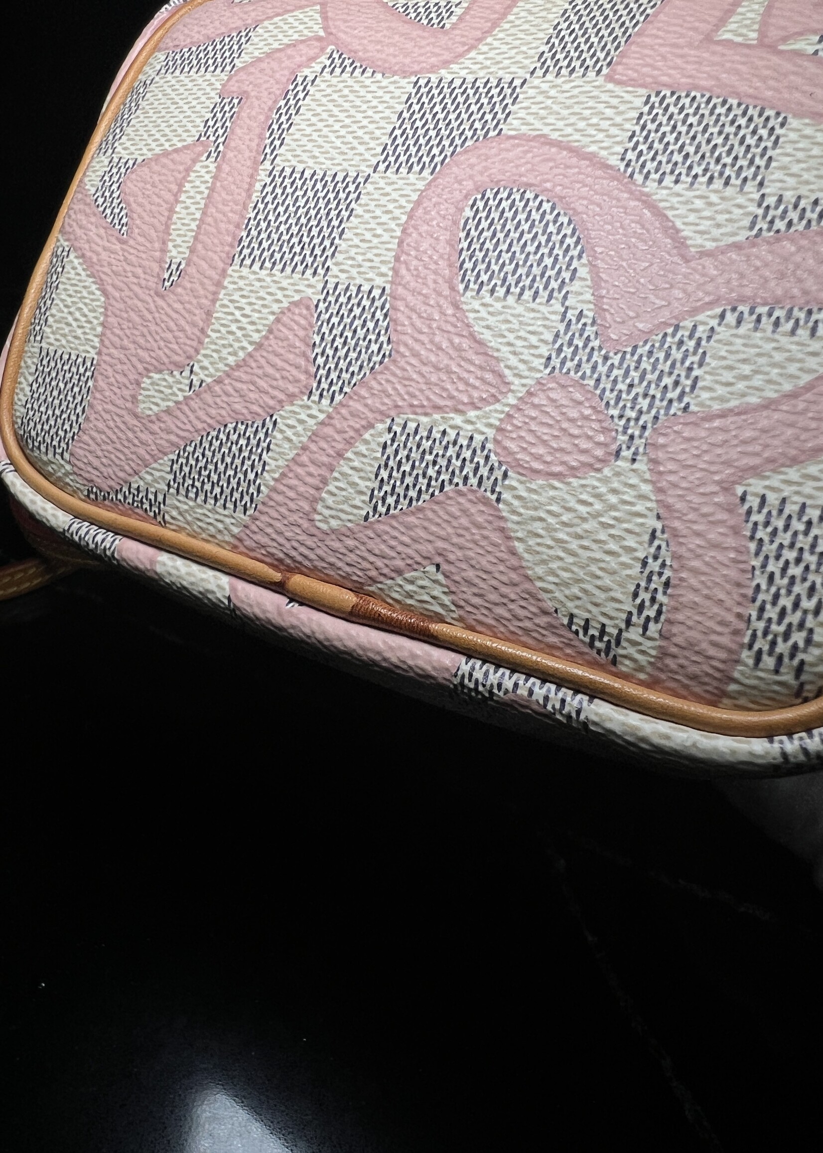 Louis Vuitton Louis Vuitton Tahitienne Nano Neo