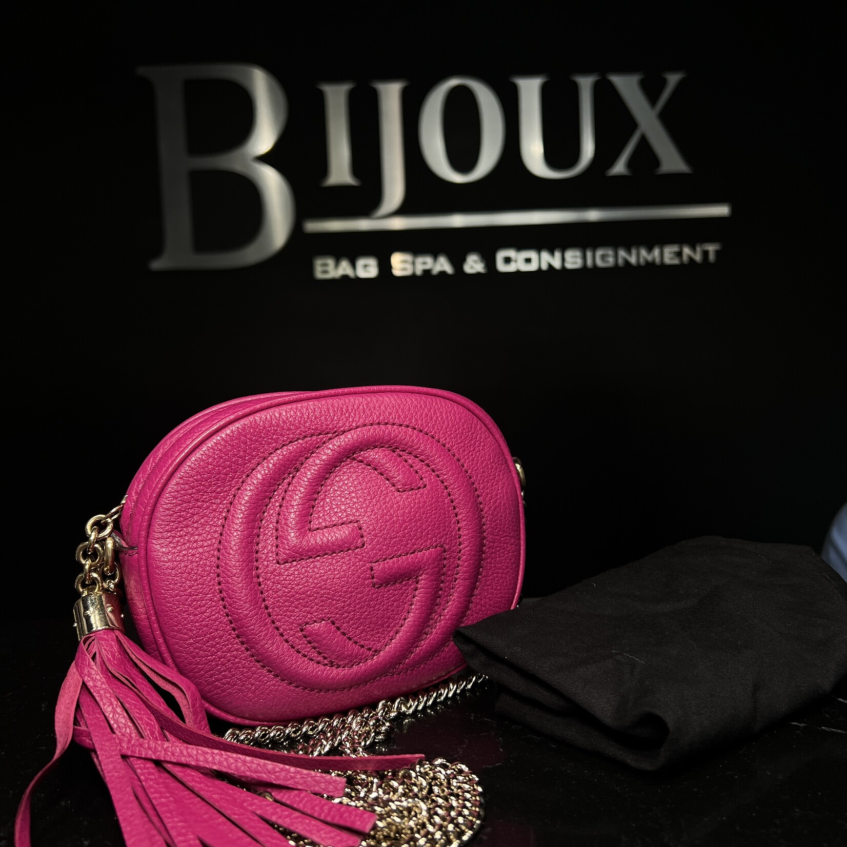 Gucci Gucci Mini Soho Chain Bag