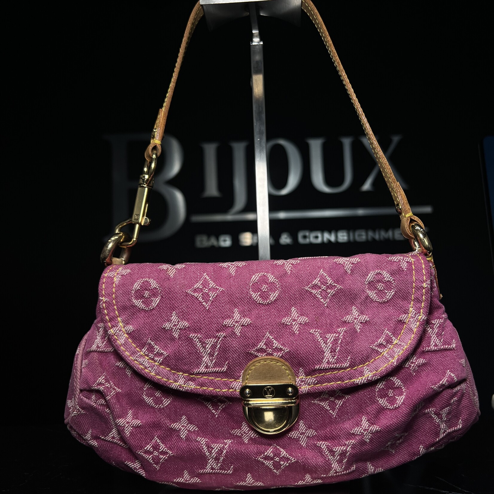 Louis Vuitton SOLD - Louis Vuitton Pink Denim Mini Pleaty