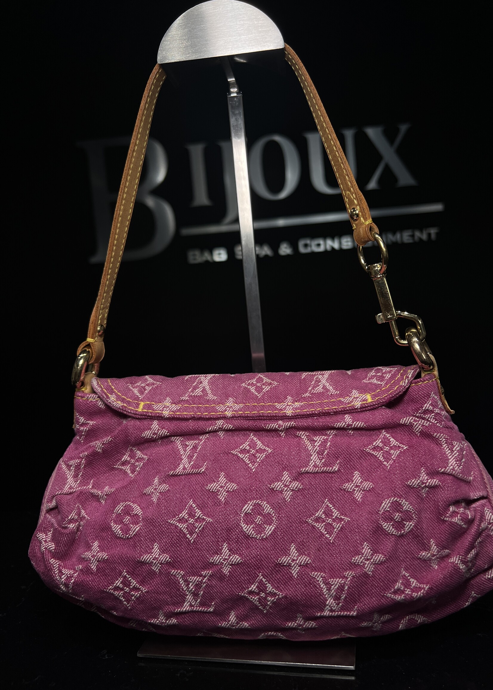 Louis Vuitton SOLD - Louis Vuitton Pink Denim Mini Pleaty