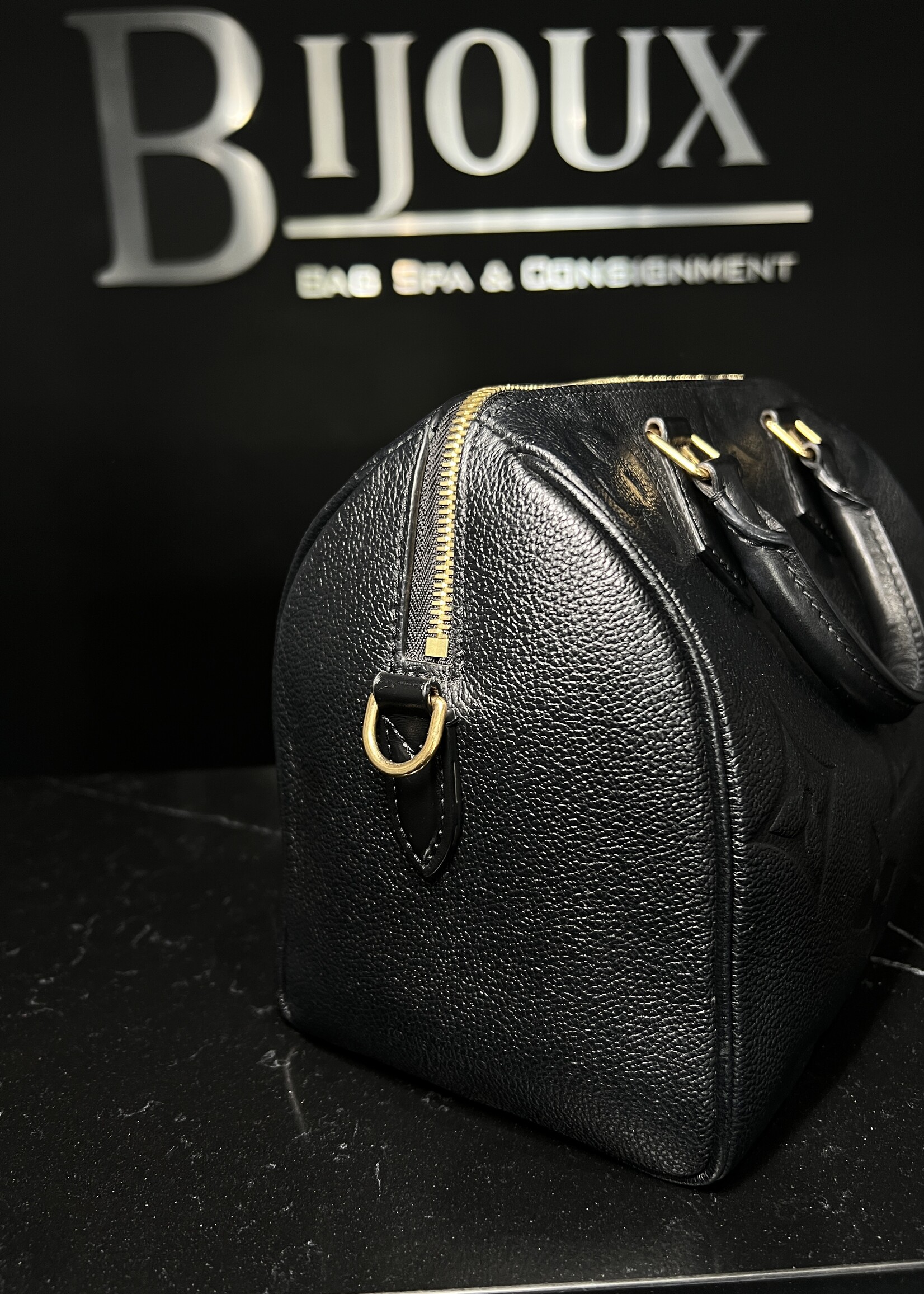 Louis Vuitton SOLD - Louis Vuitton Speedy Bandouliere Black