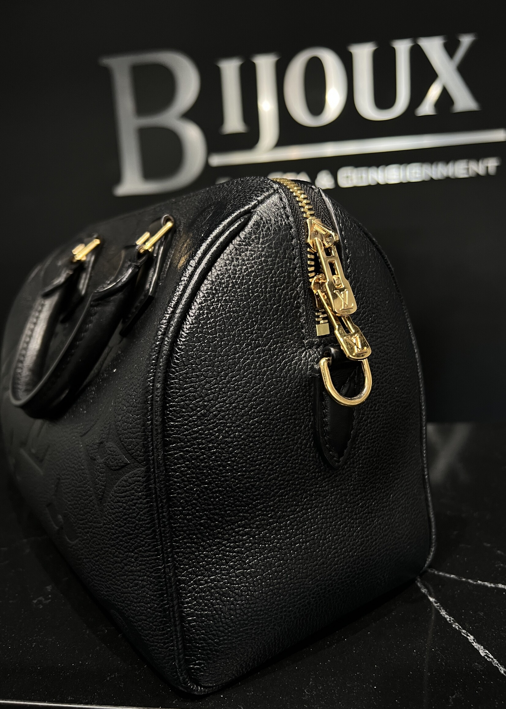 Louis Vuitton SOLD - Louis Vuitton Speedy Bandouliere Black