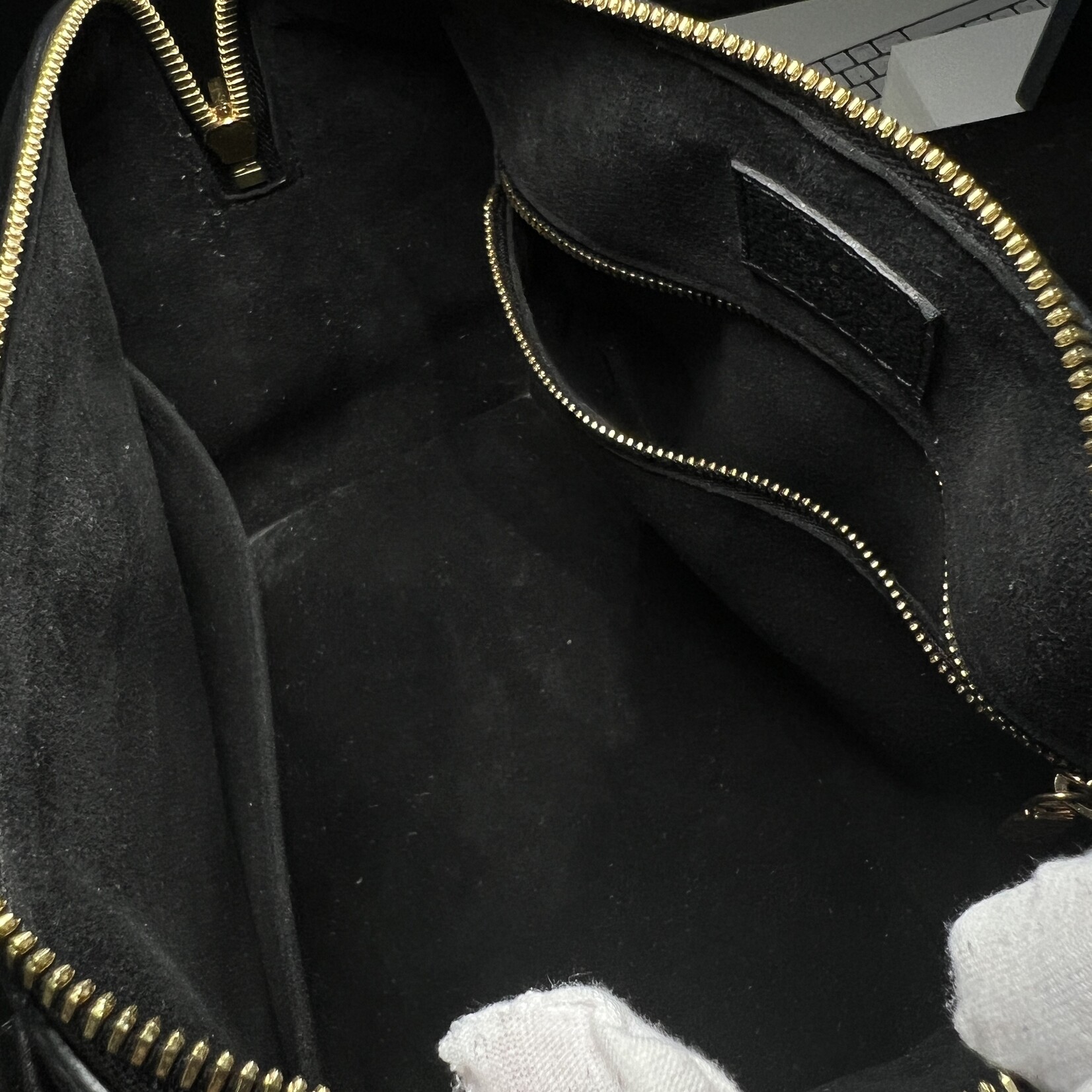 Louis Vuitton SOLD - Louis Vuitton Speedy Bandouliere Black