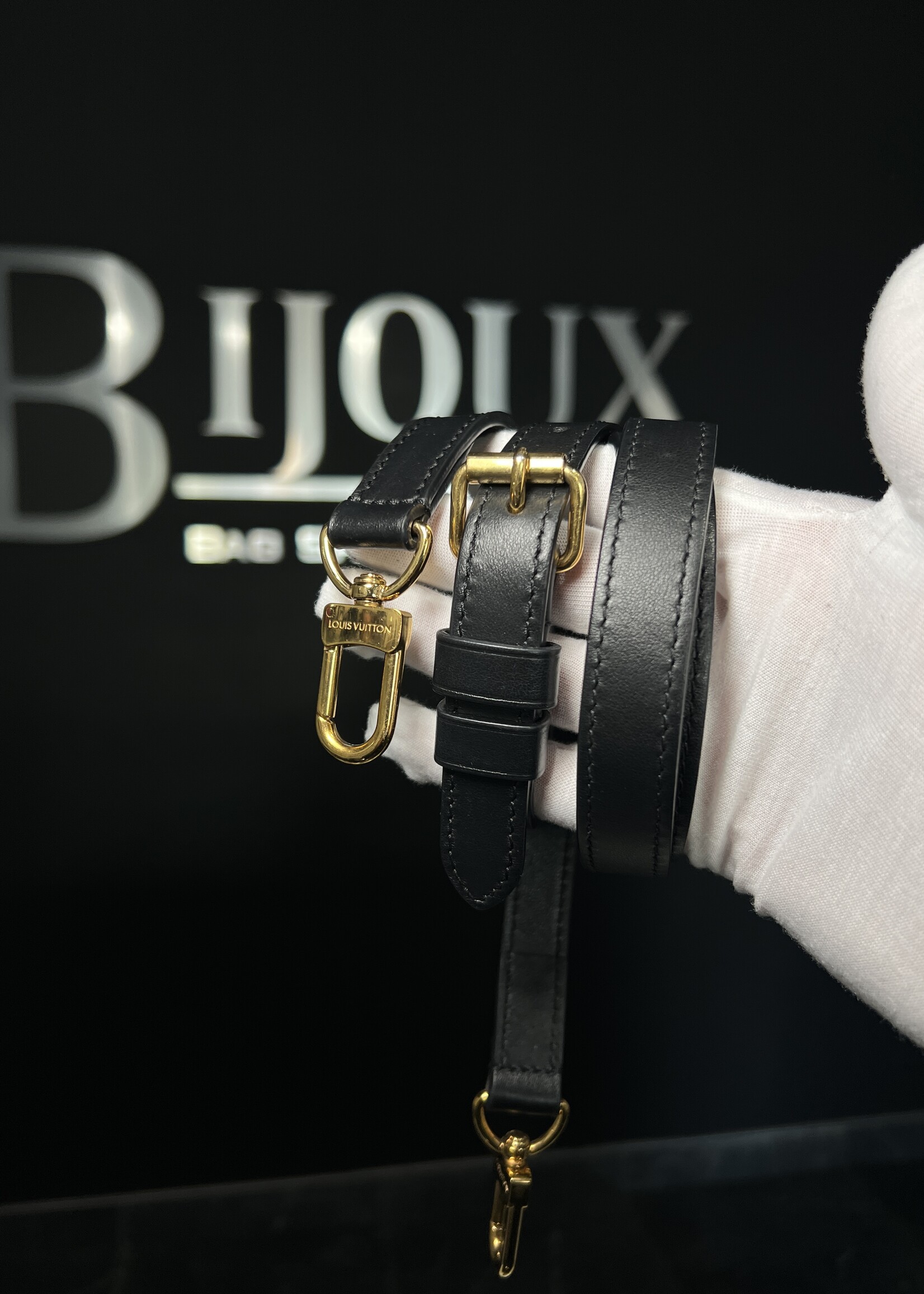 Louis Vuitton SOLD - Louis Vuitton Speedy Bandouliere Black