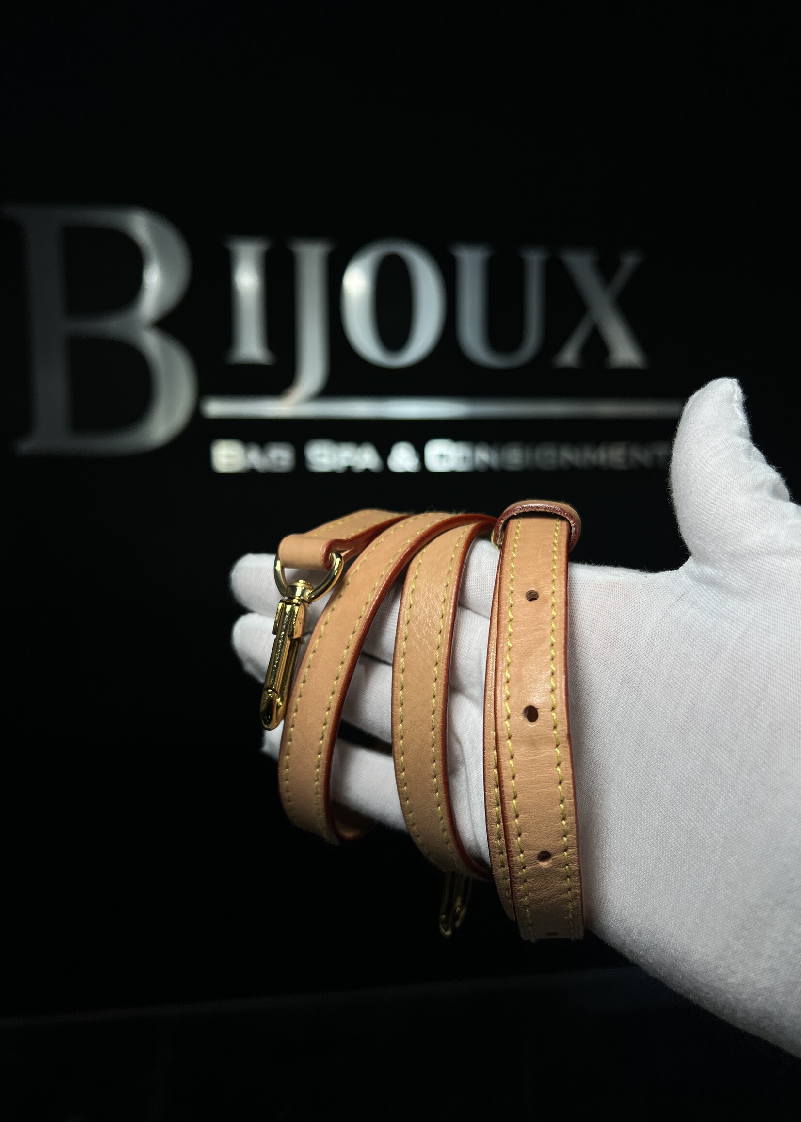 Louis Vuitton SOLD - Louis Vuitton Flower Zip Tote