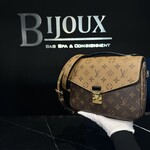 Louis Vuitton SOLD-  Louis Vuitton Reverse Pochette Metis