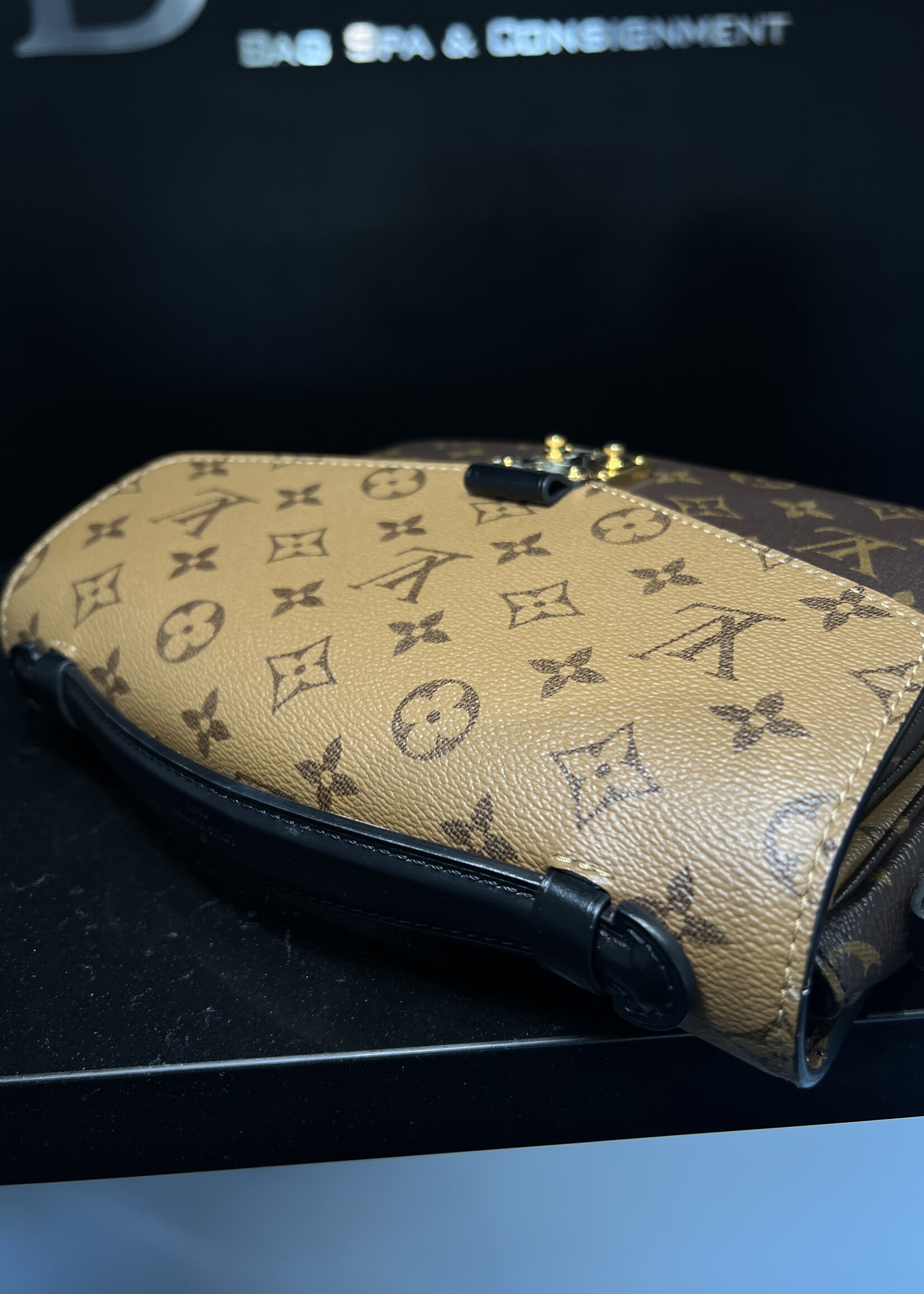 Louis Vuitton SOLD- Louis Vuitton Reverse Pochette Metis