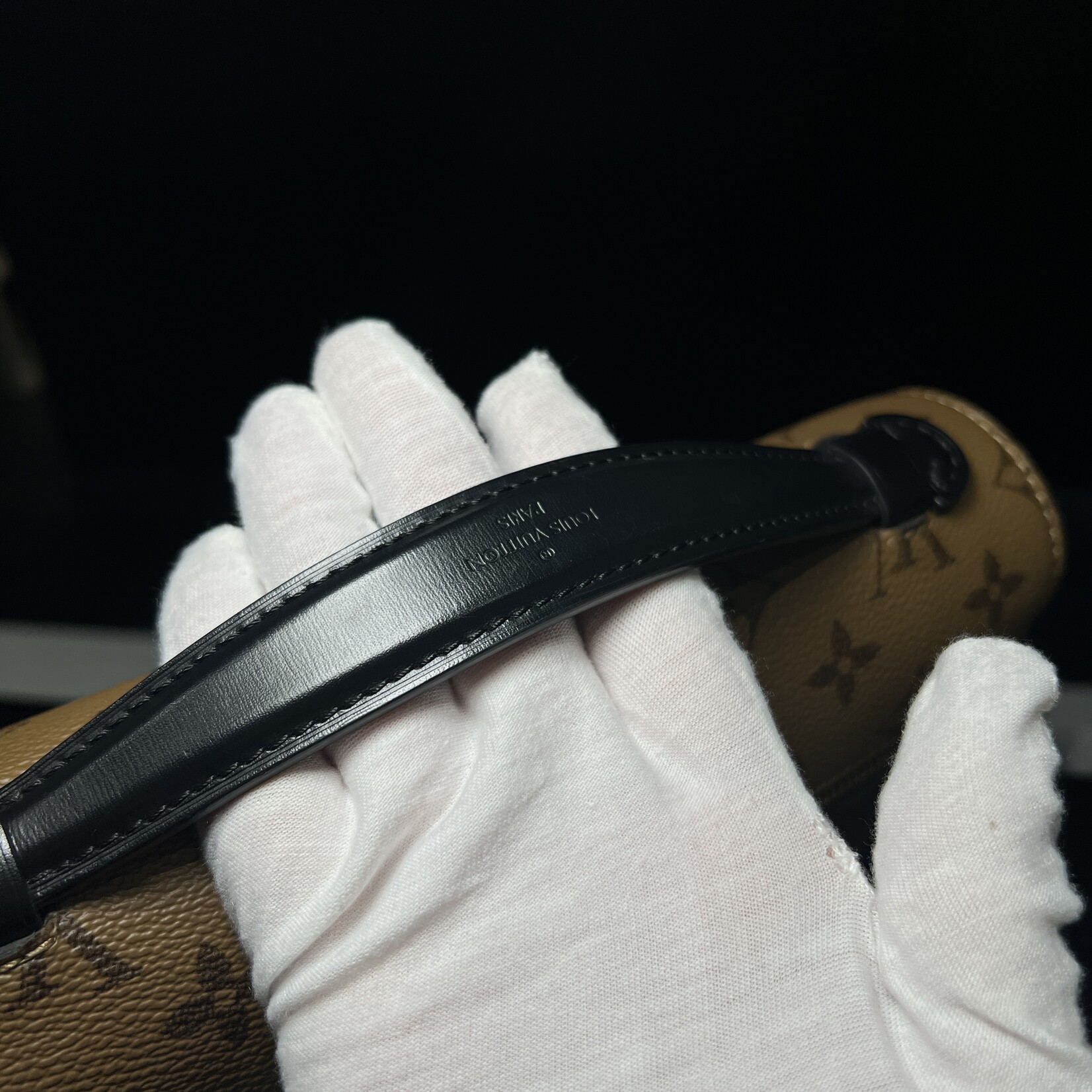 Louis Vuitton SOLD- Louis Vuitton Reverse Pochette Metis