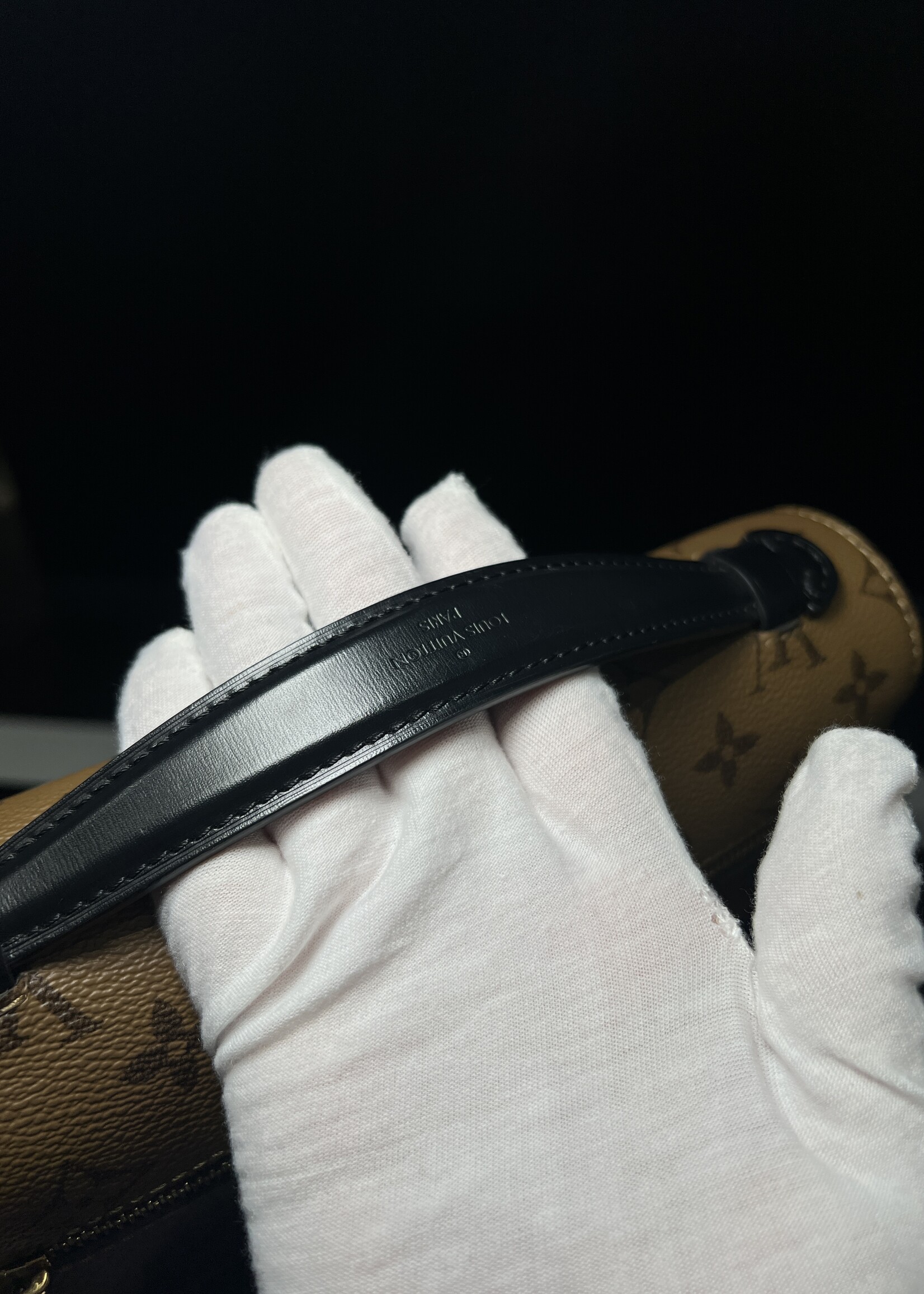 Louis Vuitton SOLD- Louis Vuitton Reverse Pochette Metis