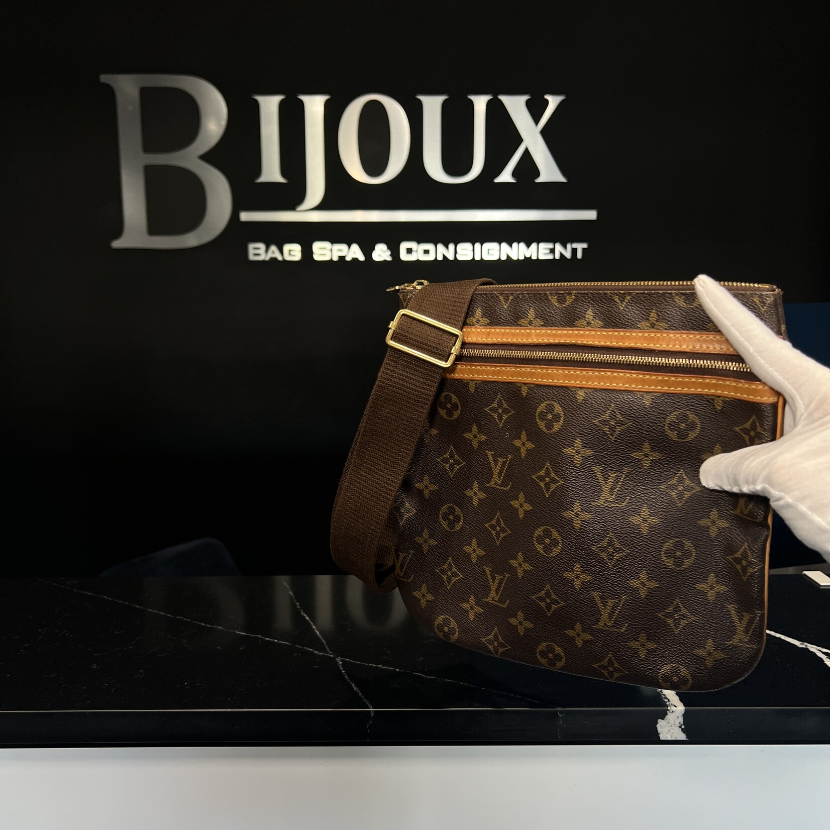 Louis Vuitton SOLD- Louis Vuitton Monogram Bosphore Pochette