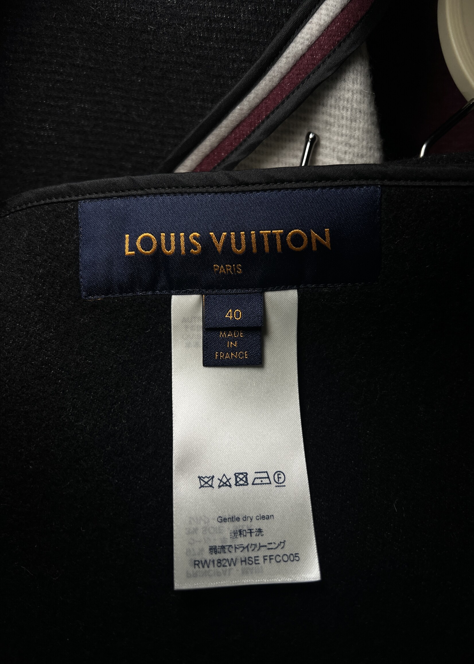 Louis Vuitton Louis Vuitton Wool Cape