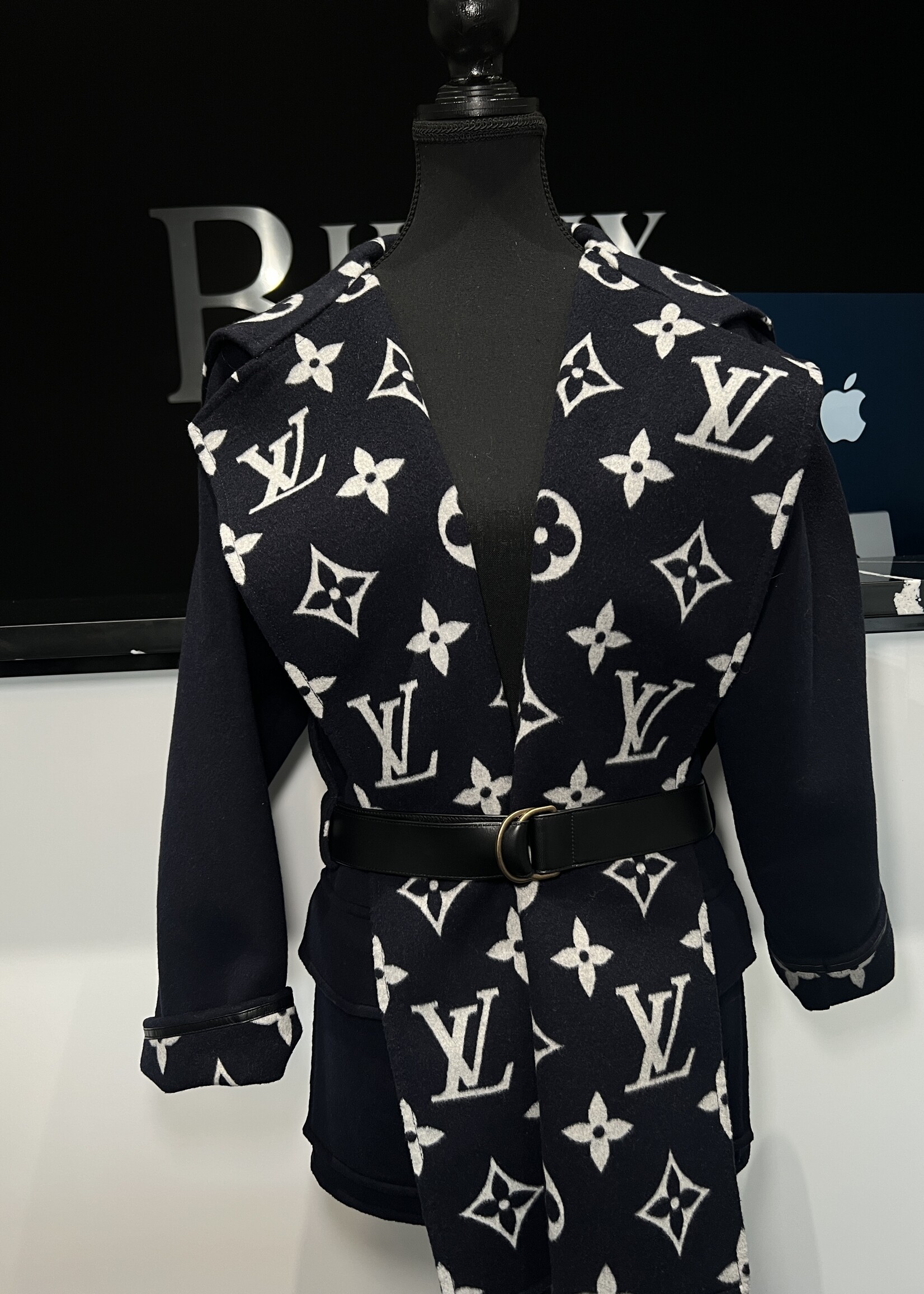 Louis Vuitton Louis Vuitton Belted Logo Jacket