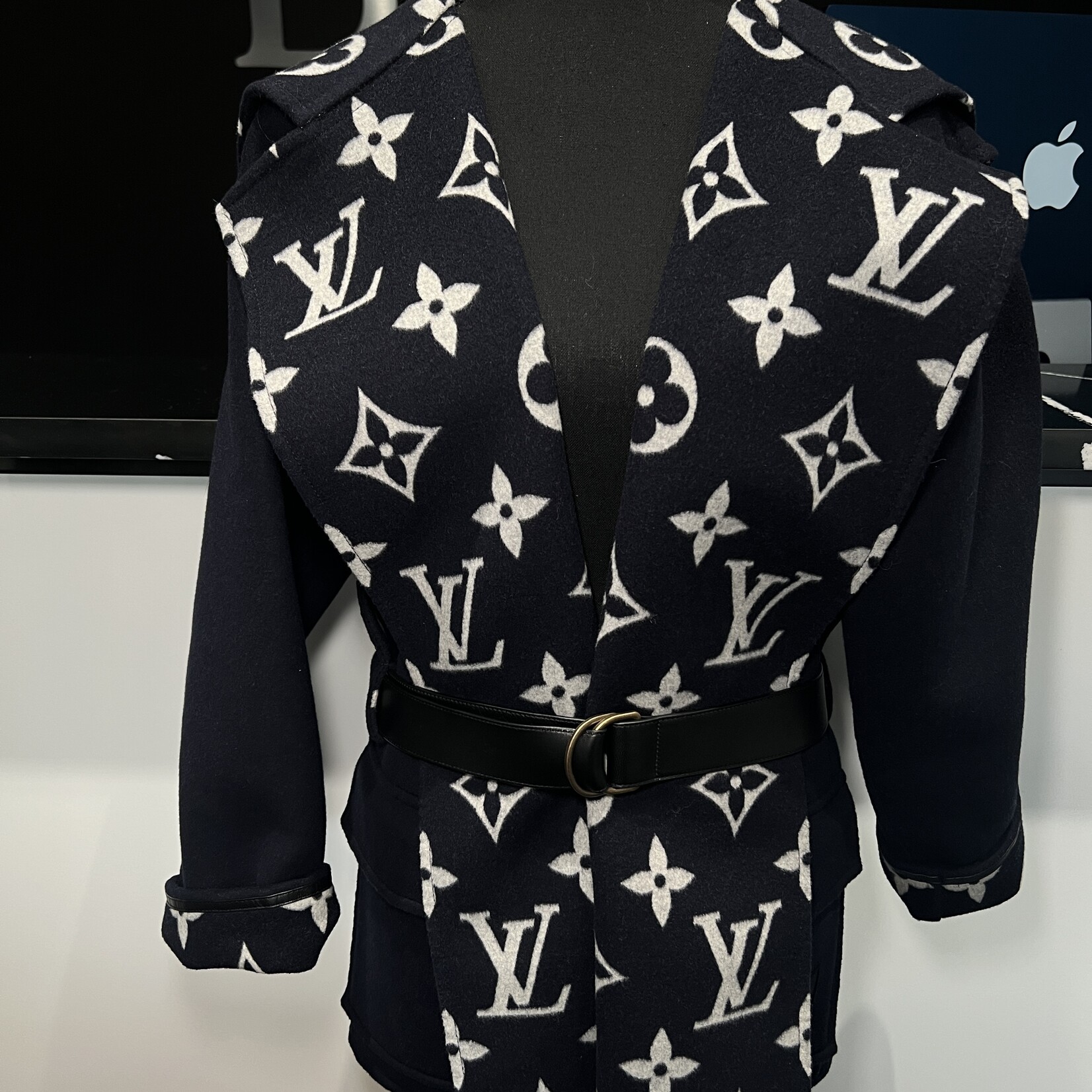 Louis Vuitton Louis Vuitton Belted Logo Jacket