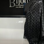 Louis Vuitton Louis Vuitton Monogram Metallic Shawl