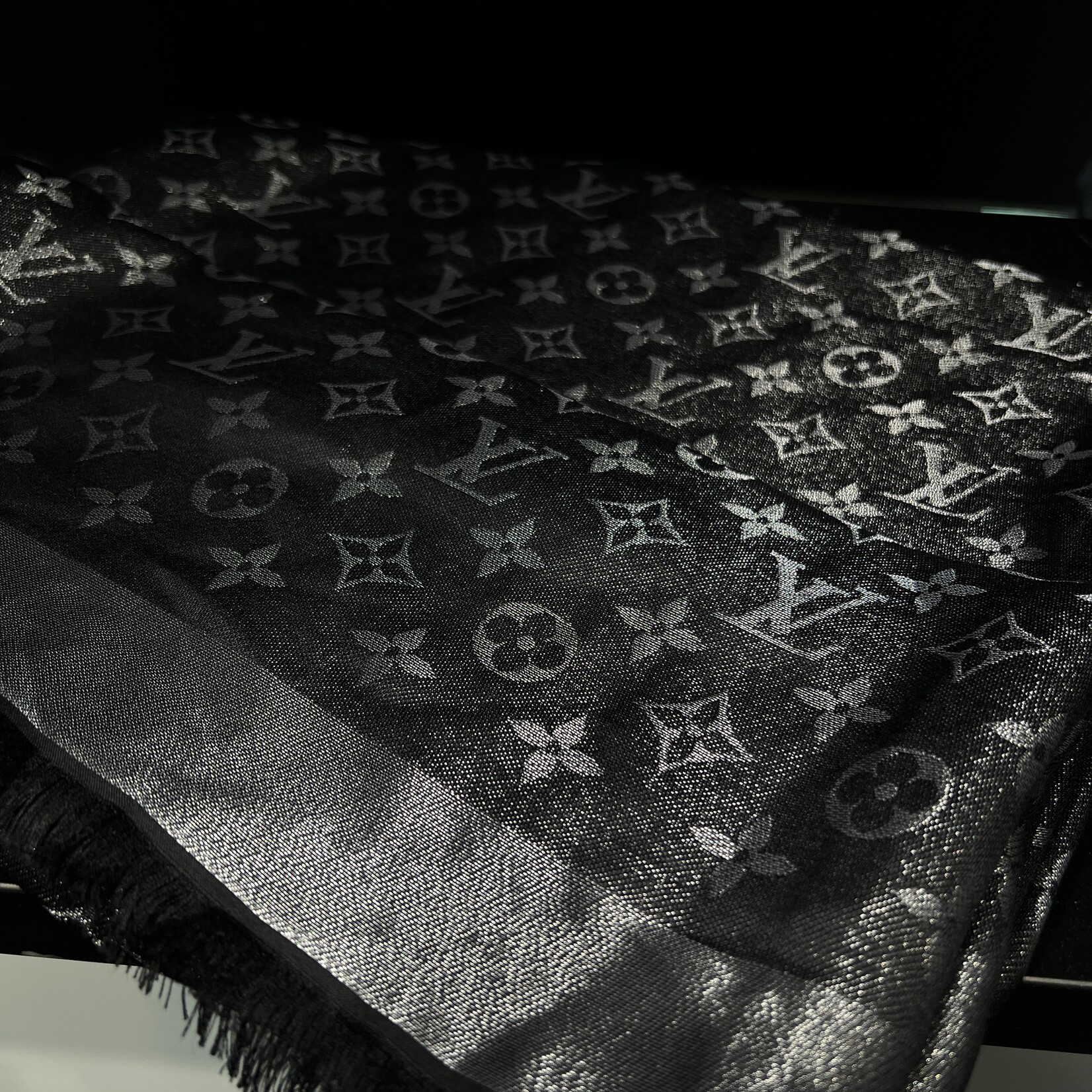 Louis Vuitton Louis Vuitton Monogram Metallic Shawl