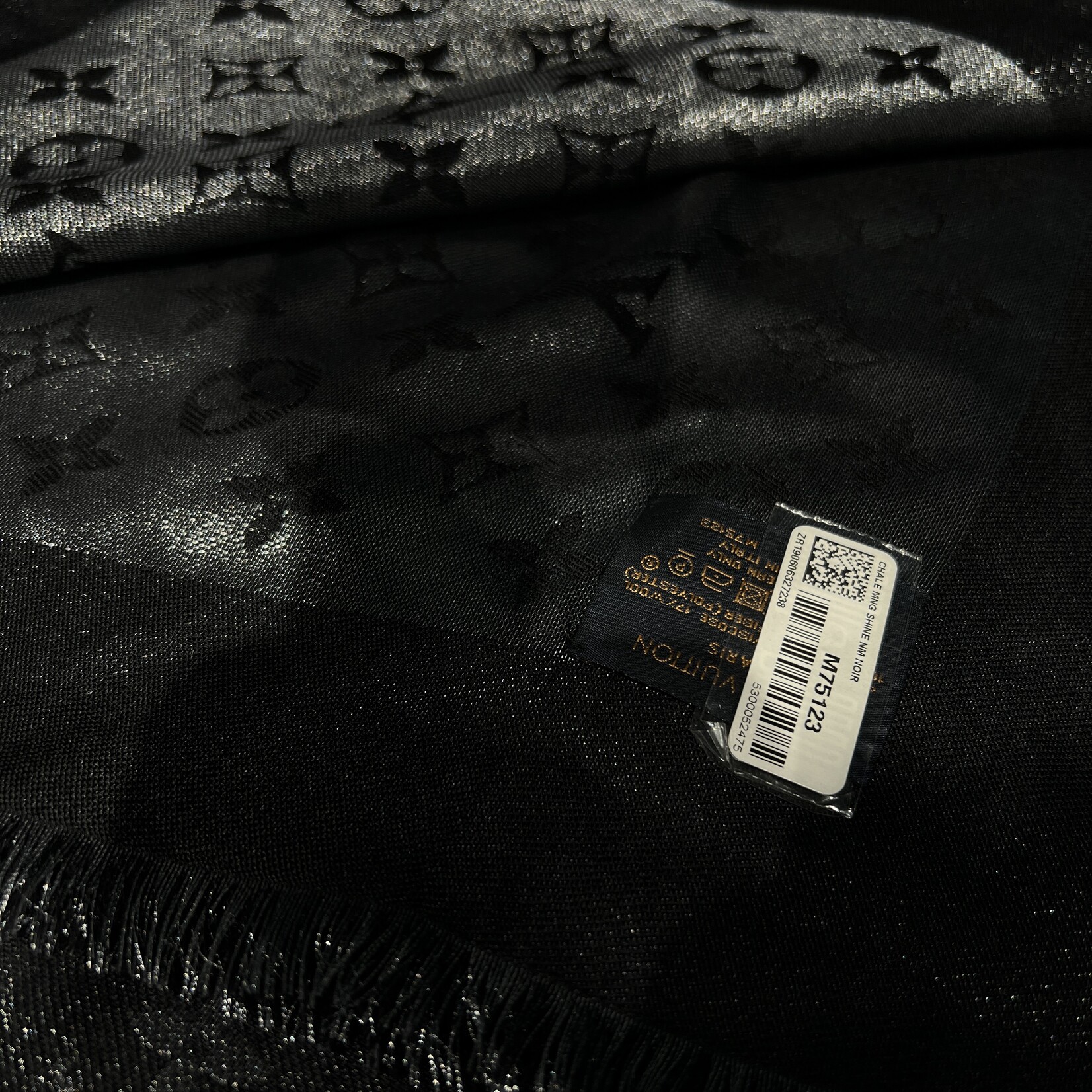 Louis Vuitton Louis Vuitton Monogram Metallic Shawl