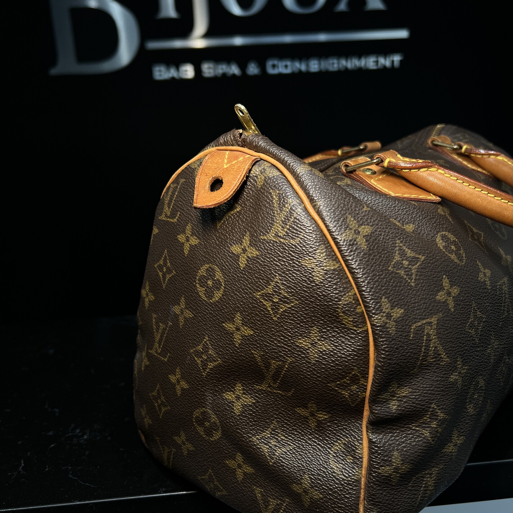 Louis Vuitton SOLD - Louis Vuitton Monogram Speedy 30