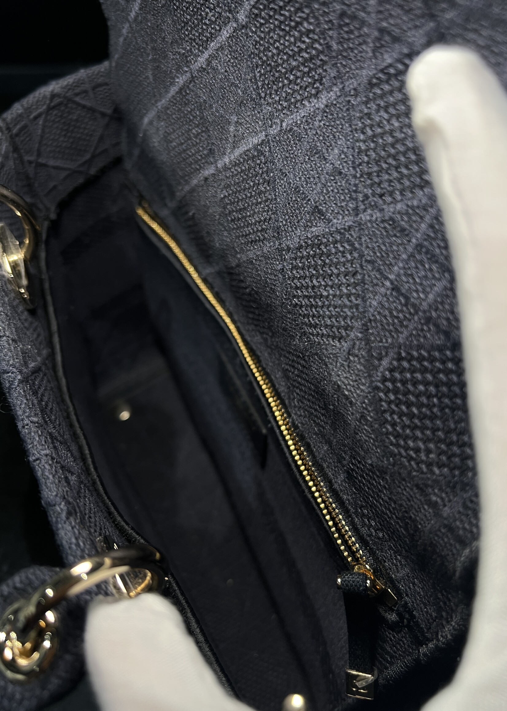 Christian Dior SOLD - Dior D Light Medium Lady