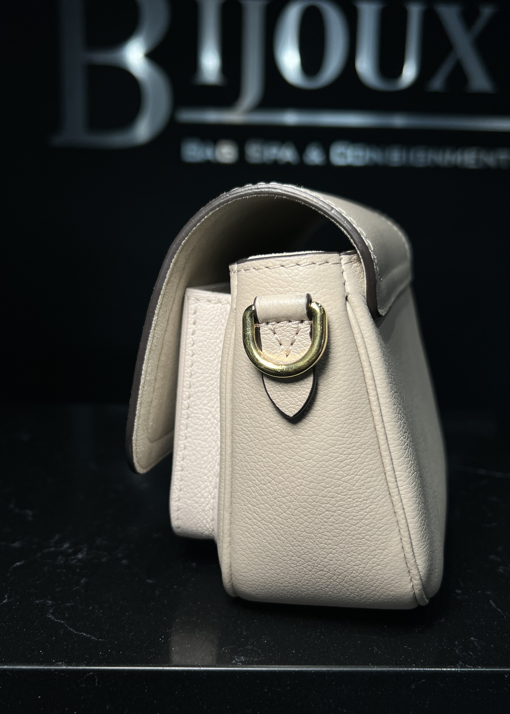Louis Vuitton SOLD - Louis Vuitton Tender Lock Me