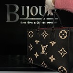 Louis Vuitton Louis Vuitton On The Go MM Bicolor