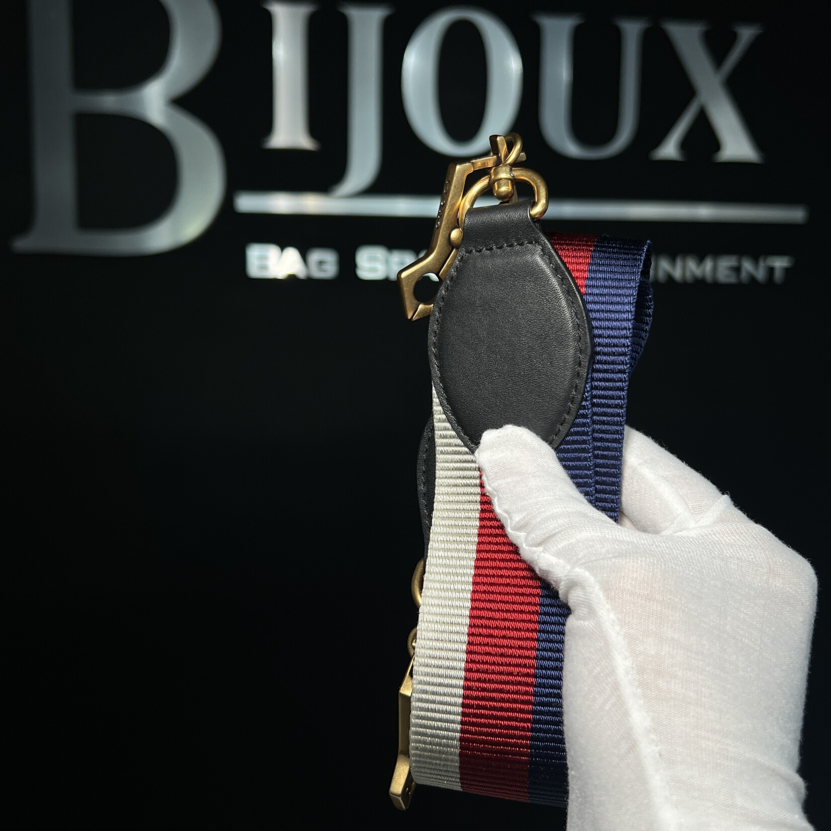 Gucci Gucci Margaret Queen Bee  Black