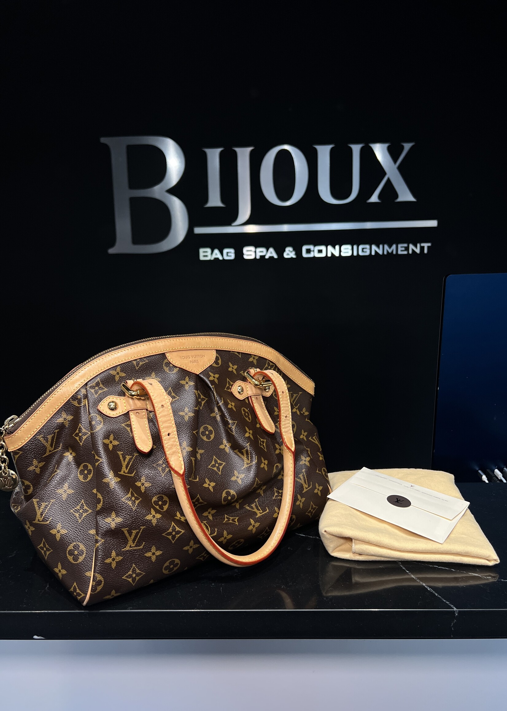 Louis Vuitton SOLD- Louis Vuitton Tivoli GM