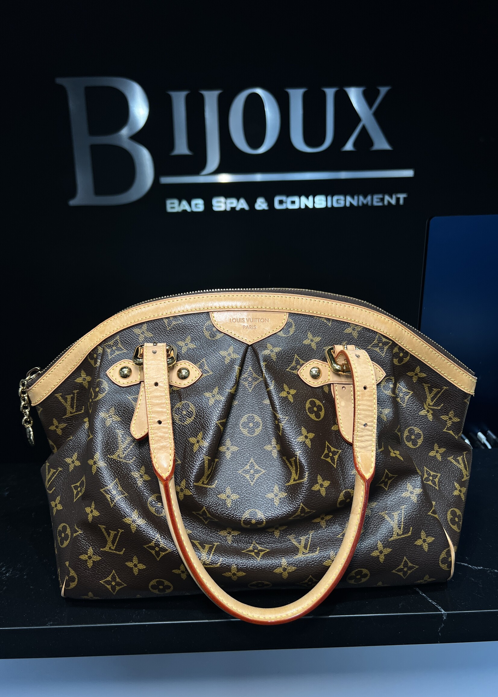 Louis Vuitton SOLD- Louis Vuitton Tivoli GM