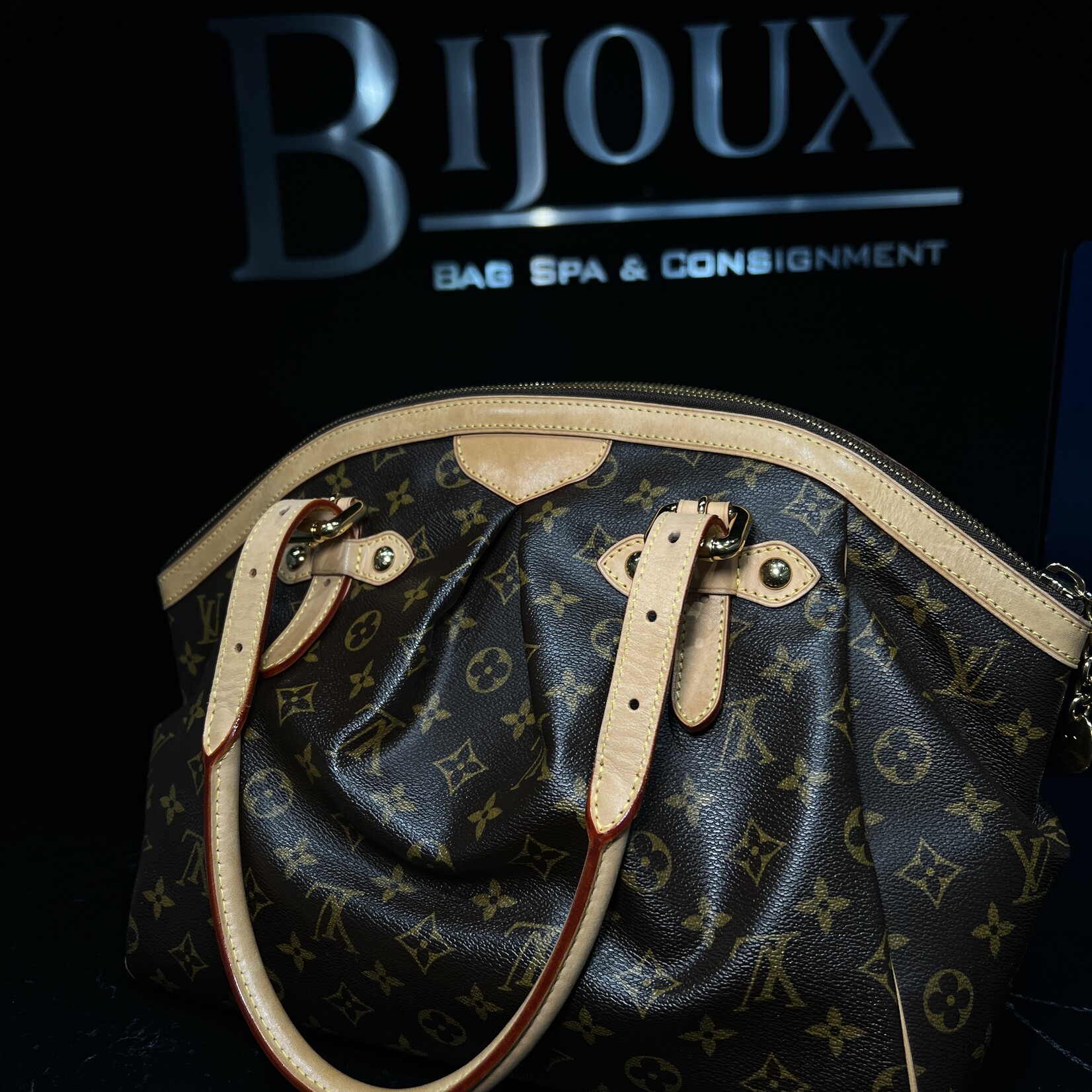 Louis Vuitton SOLD- Louis Vuitton Tivoli GM