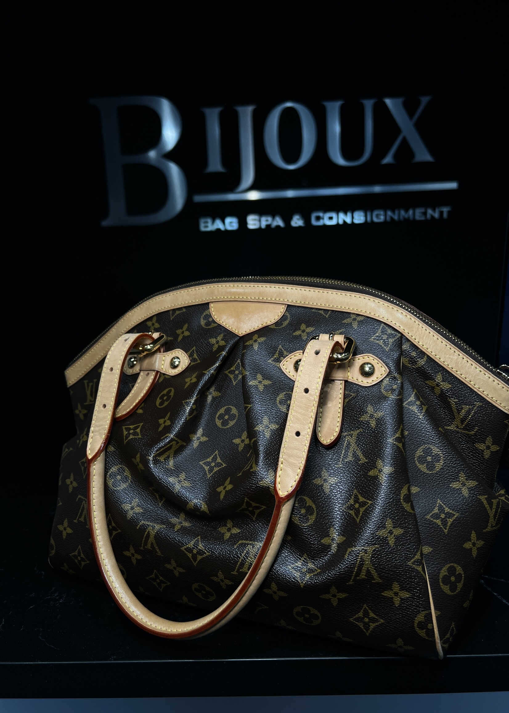 Louis Vuitton SOLD- Louis Vuitton Tivoli GM