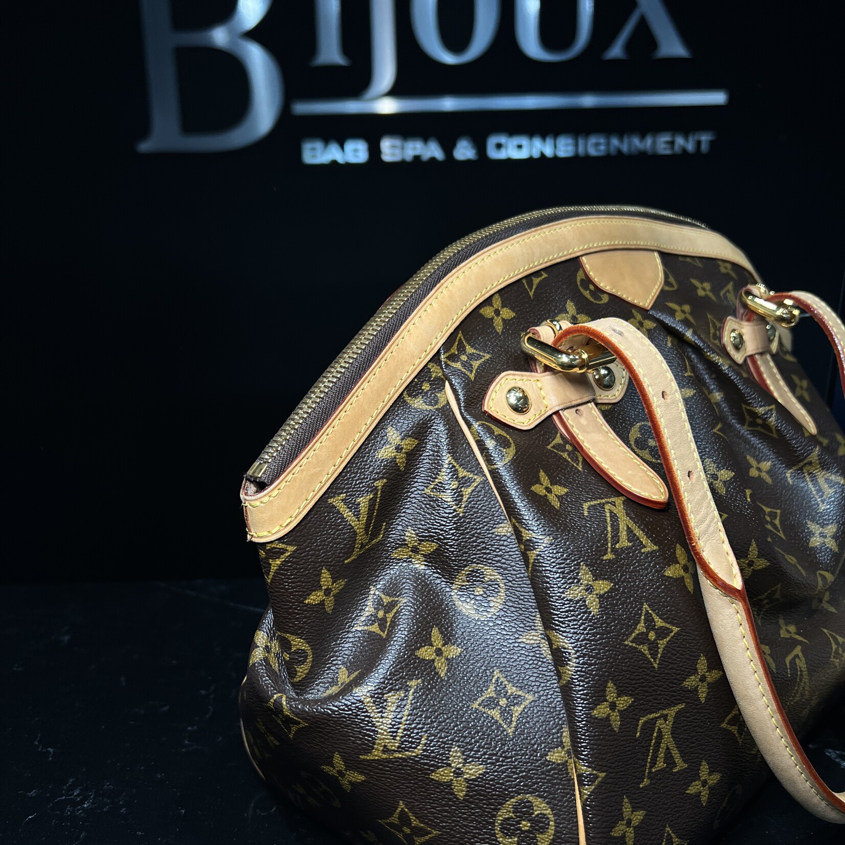 Louis Vuitton SOLD- Louis Vuitton Tivoli GM