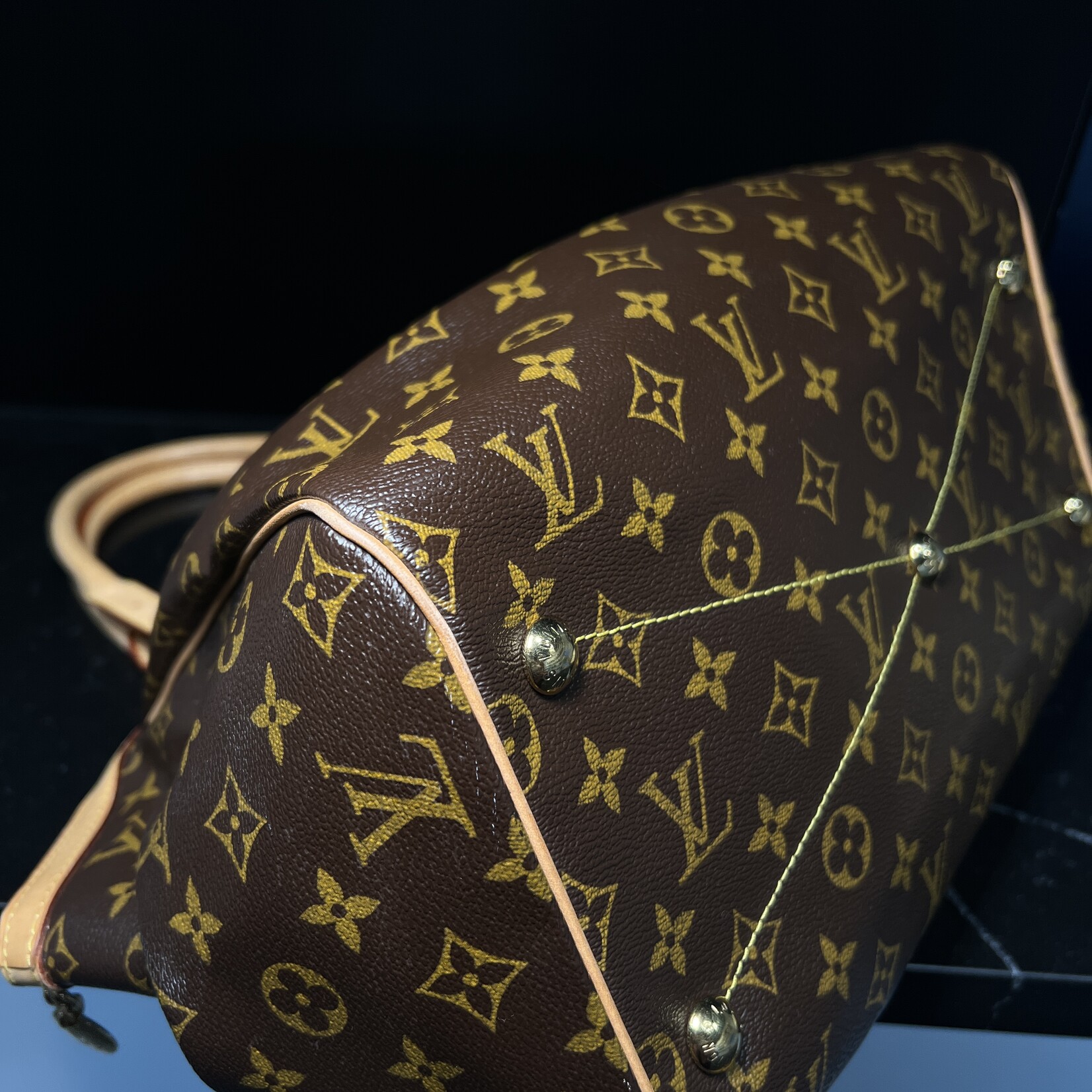 Louis Vuitton SOLD- Louis Vuitton Tivoli GM