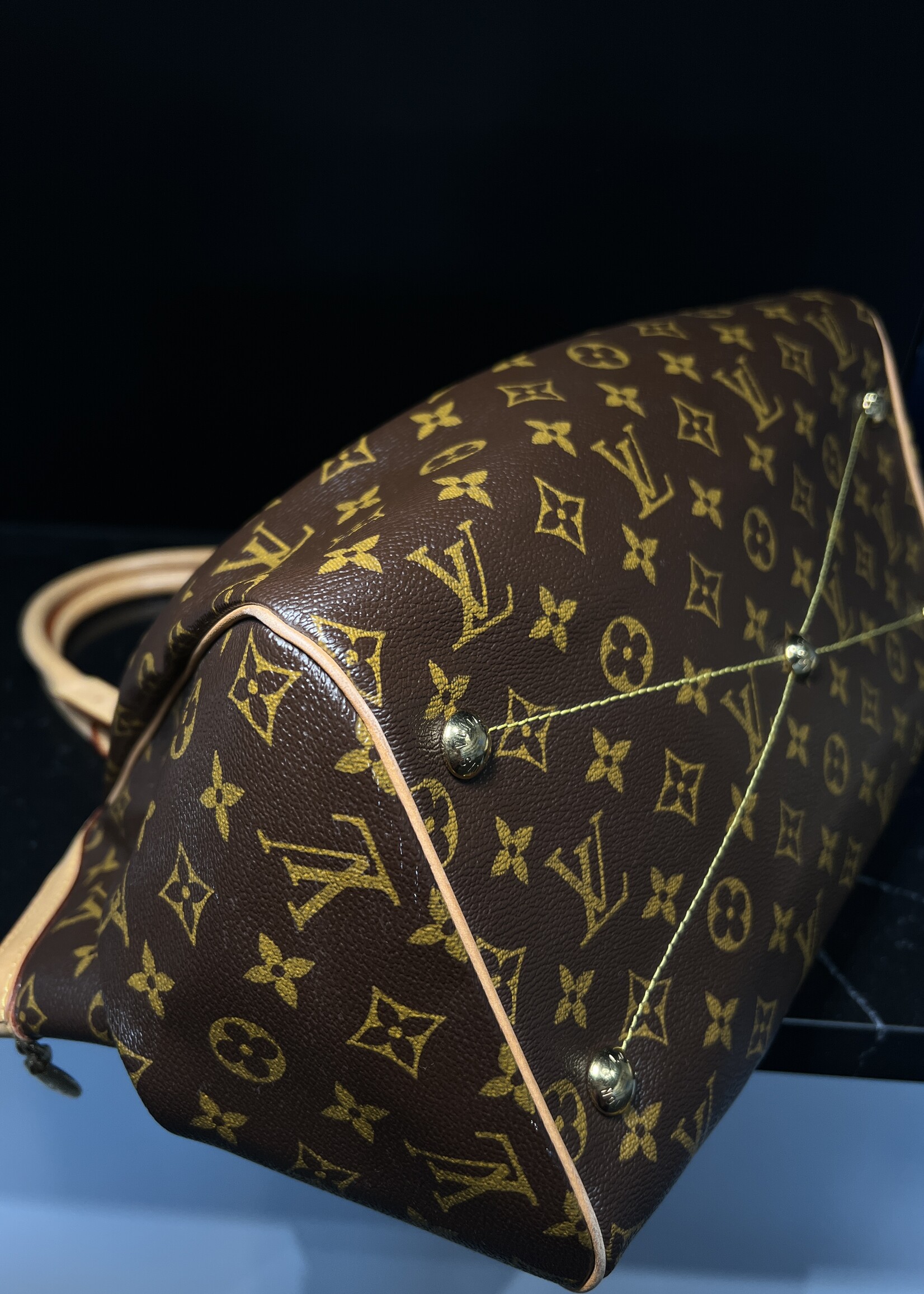 Louis Vuitton SOLD- Louis Vuitton Tivoli GM