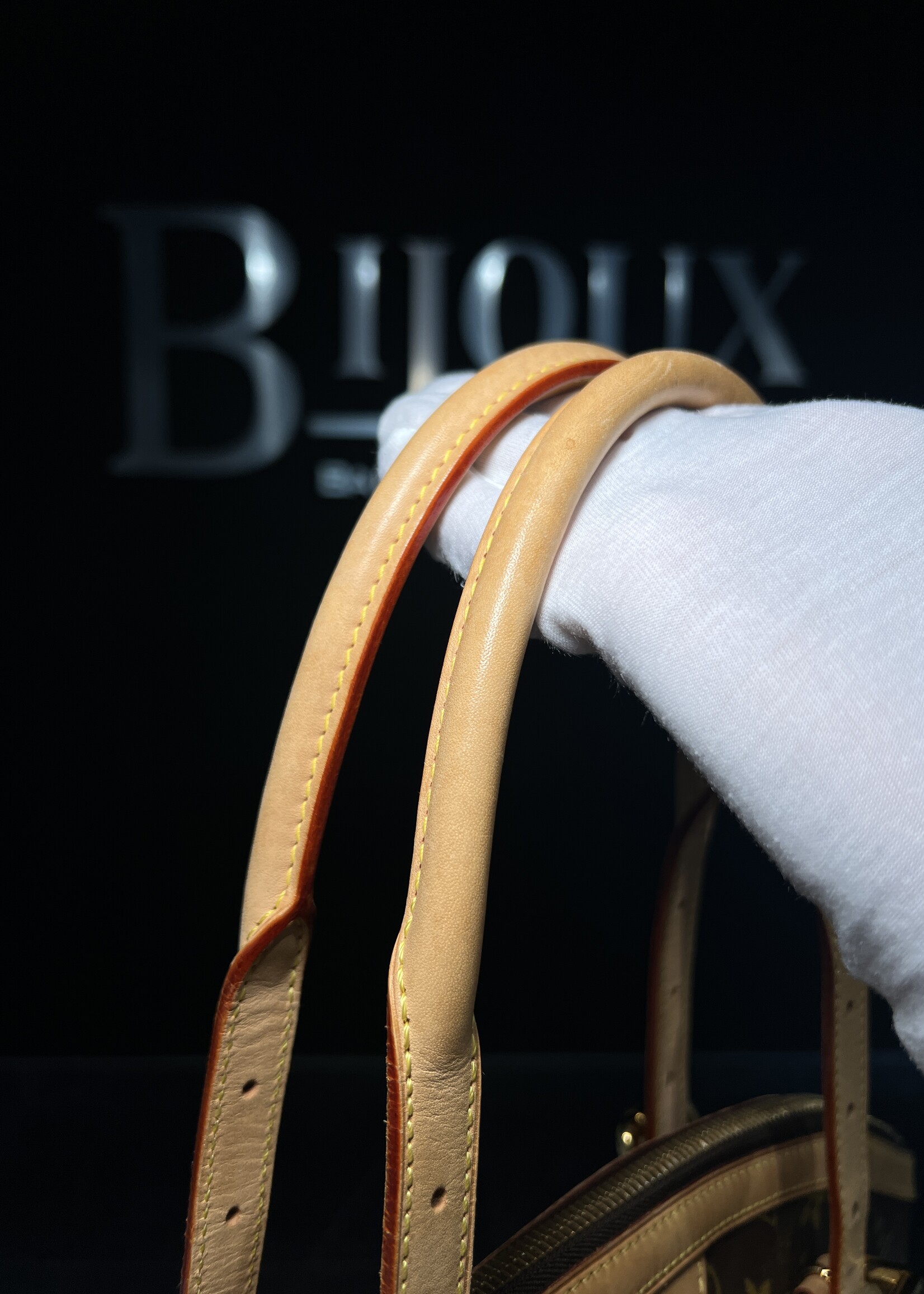 Louis Vuitton SOLD- Louis Vuitton Tivoli GM