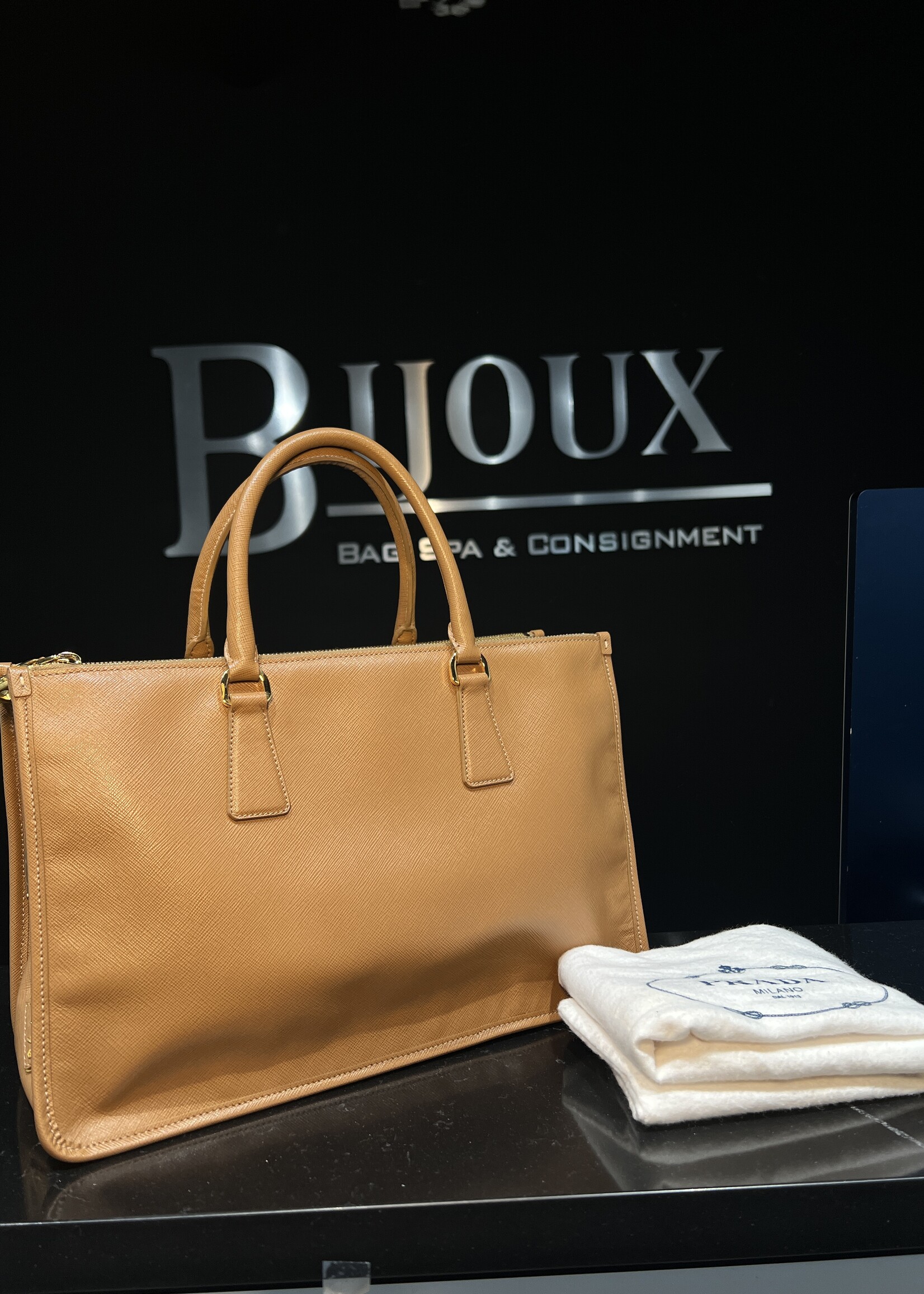 Prada Prada Saffiano Lux