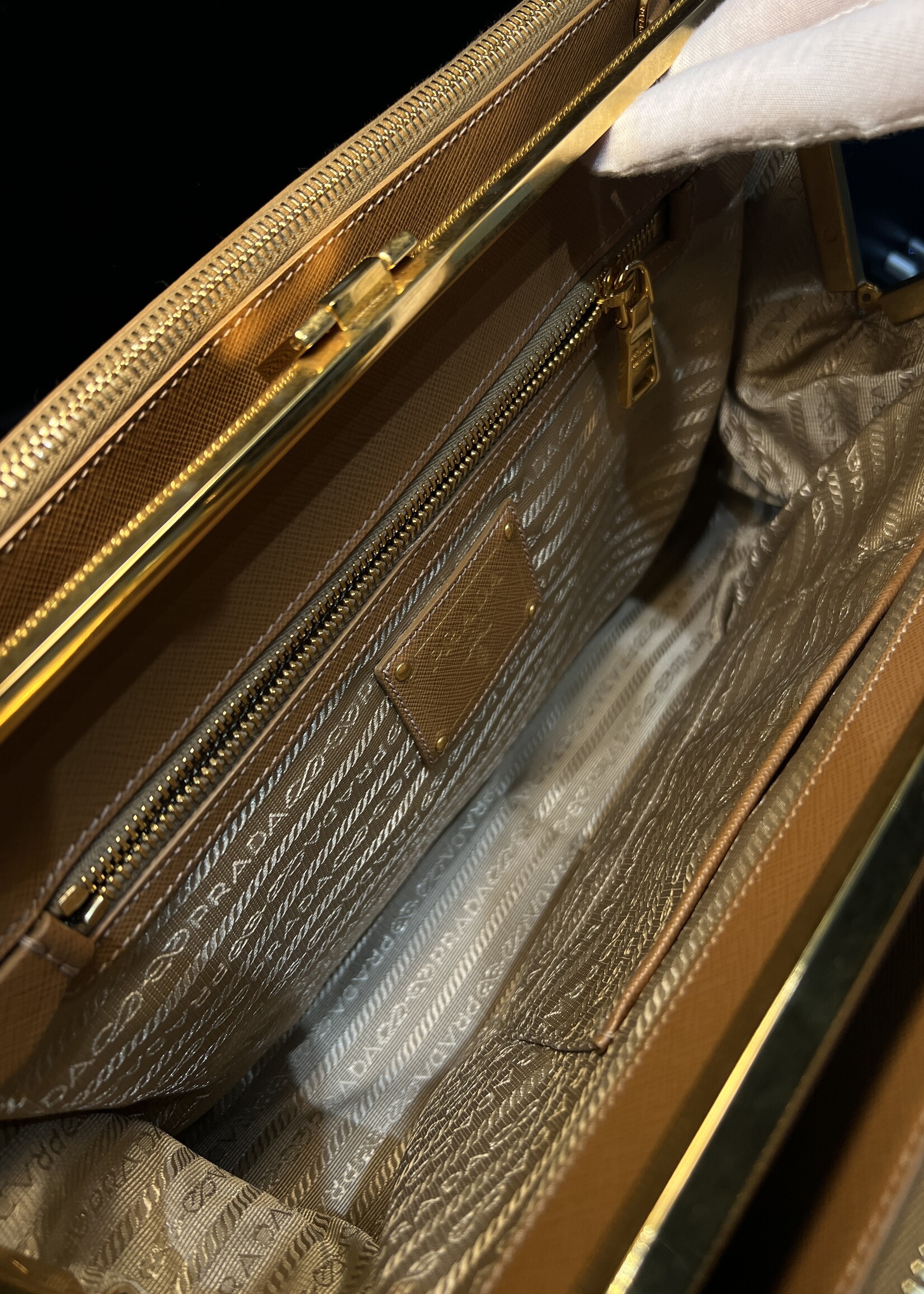 Prada Prada Saffiano Lux